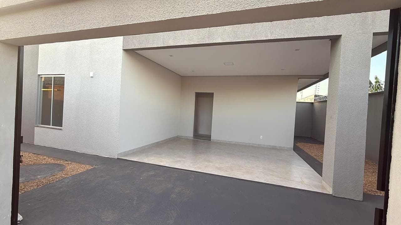 Casa 2 quartos sendo 1 suíte no Setor Bertaville em Palmas