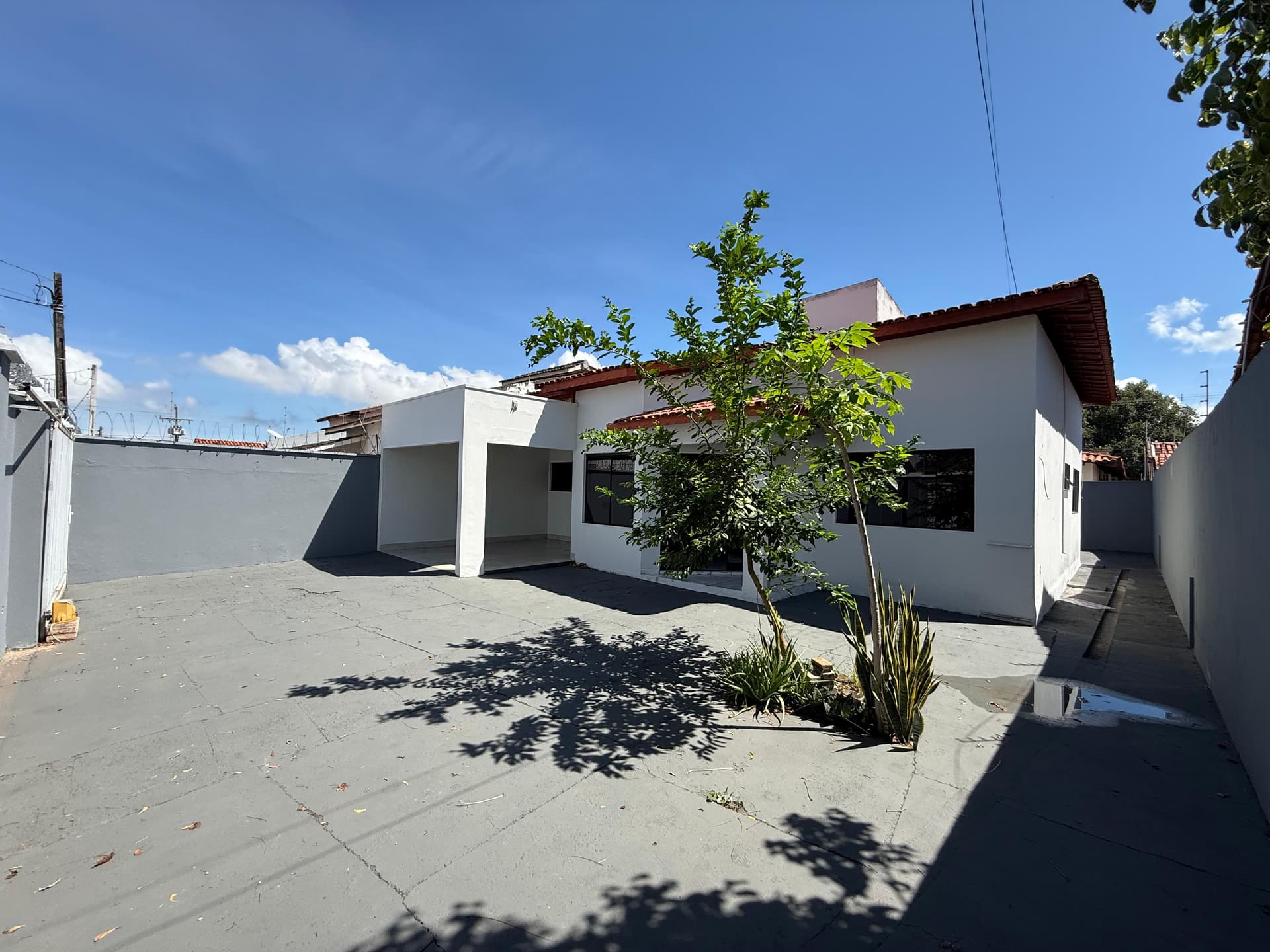 Casa 3 quartos com suíte na 110 Norte em Palmas – pronta para financiar e com amplo espaço