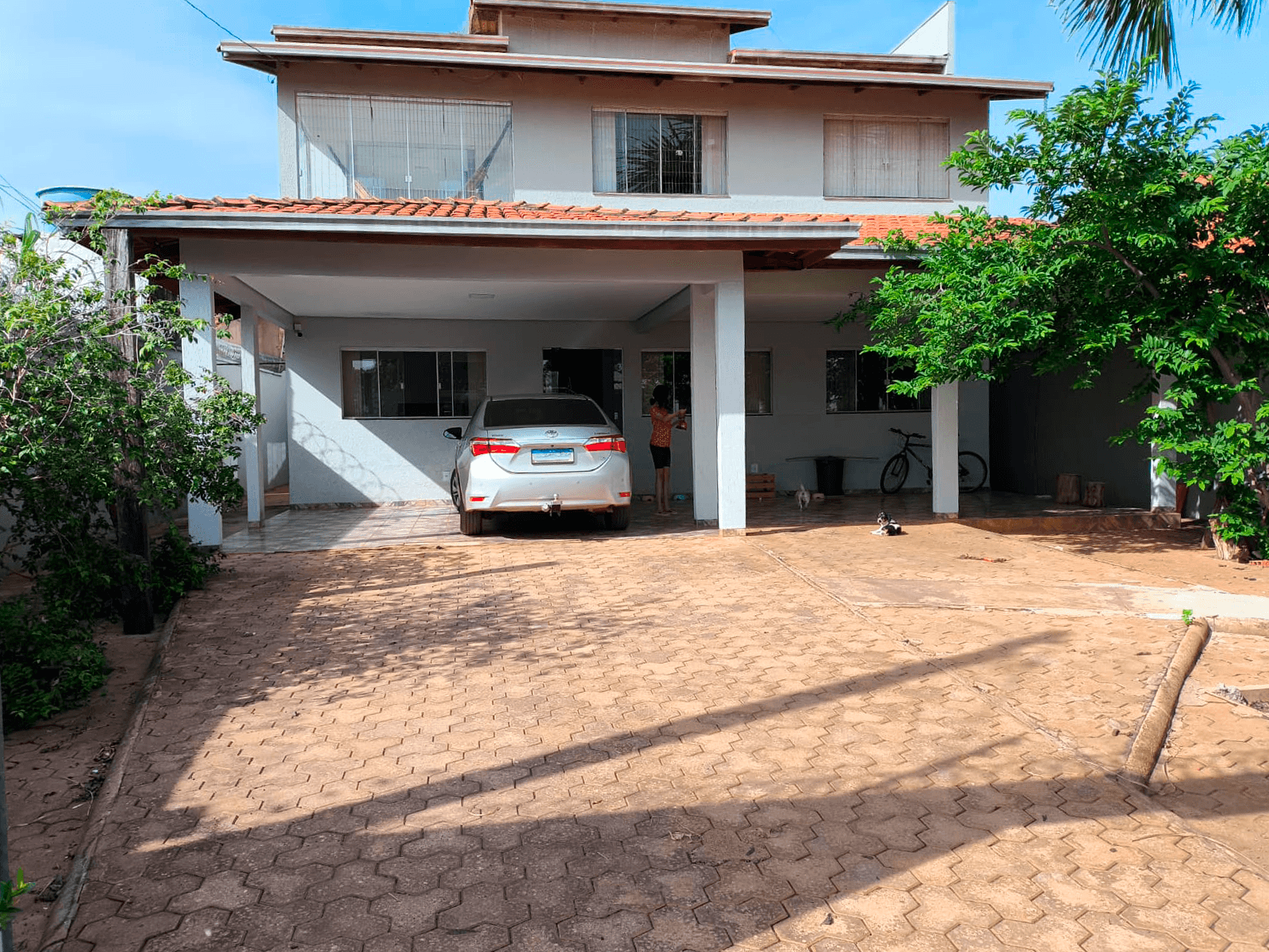 Sobrado com 6 Quartos e 4 Suítes à Venda na 504 Norte – Palmas/TO