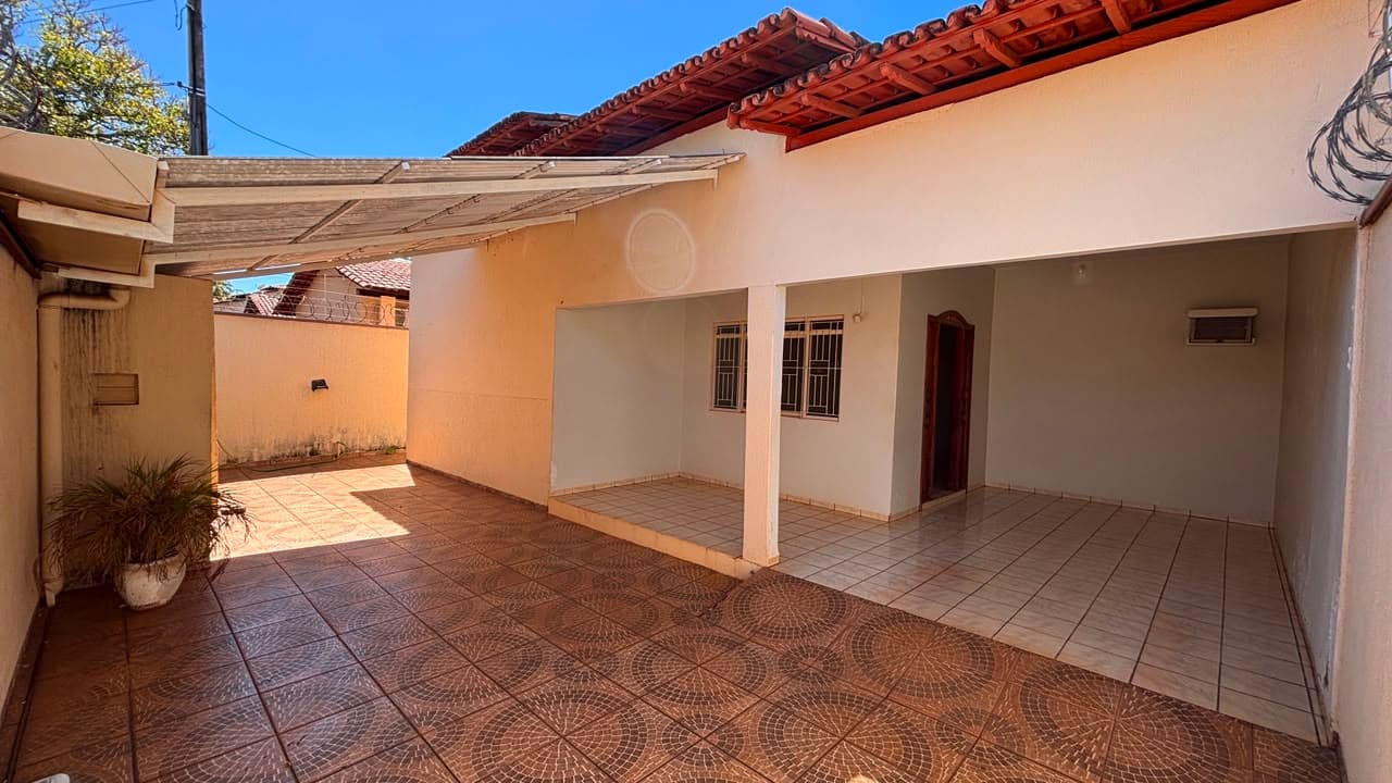 Casa à venda na 108 Sul com 4 quartos e churrasqueira – Palmas/TO