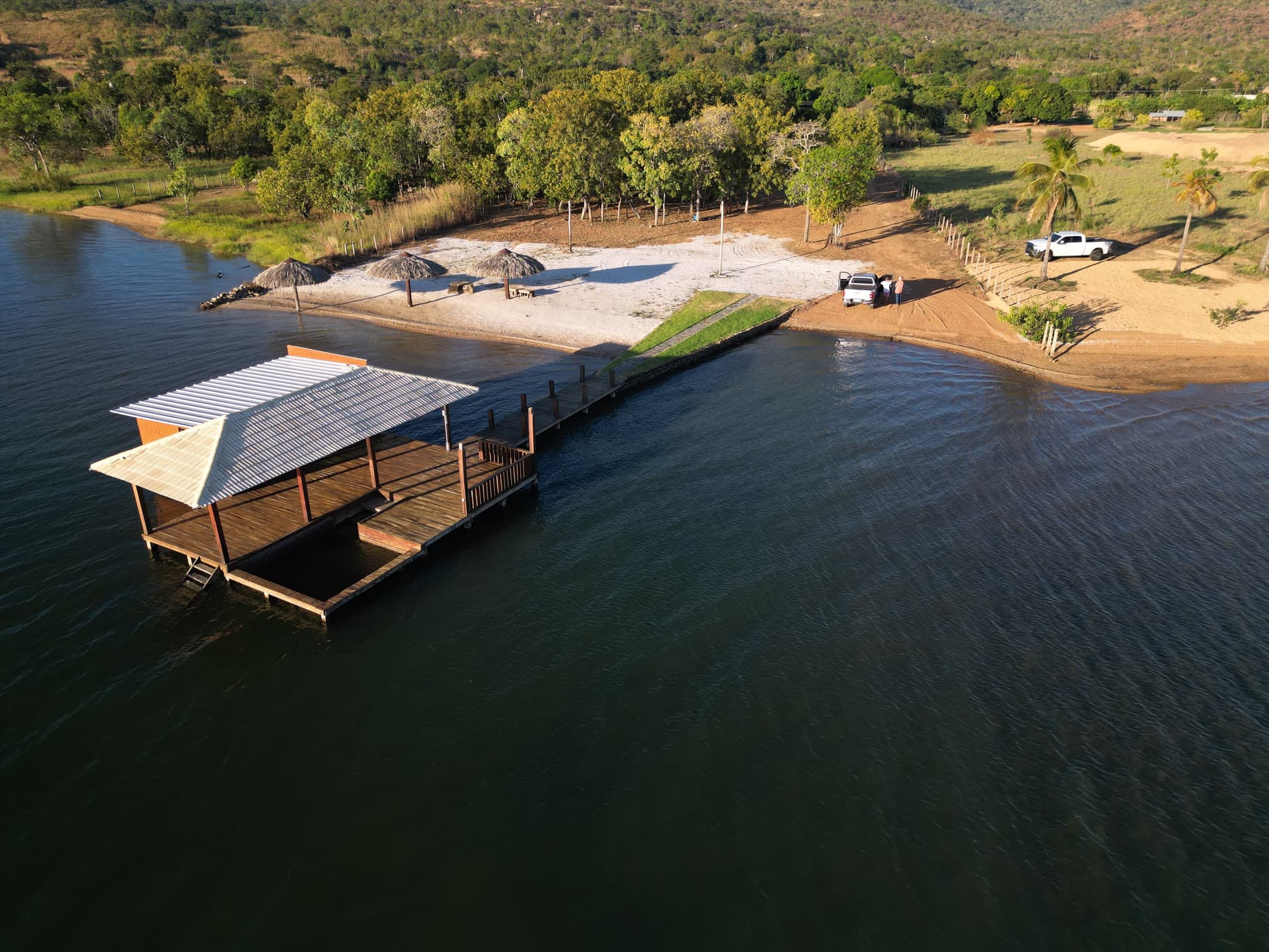 Chácara beira-lago com 6.000 m² a 24 km de Palmas