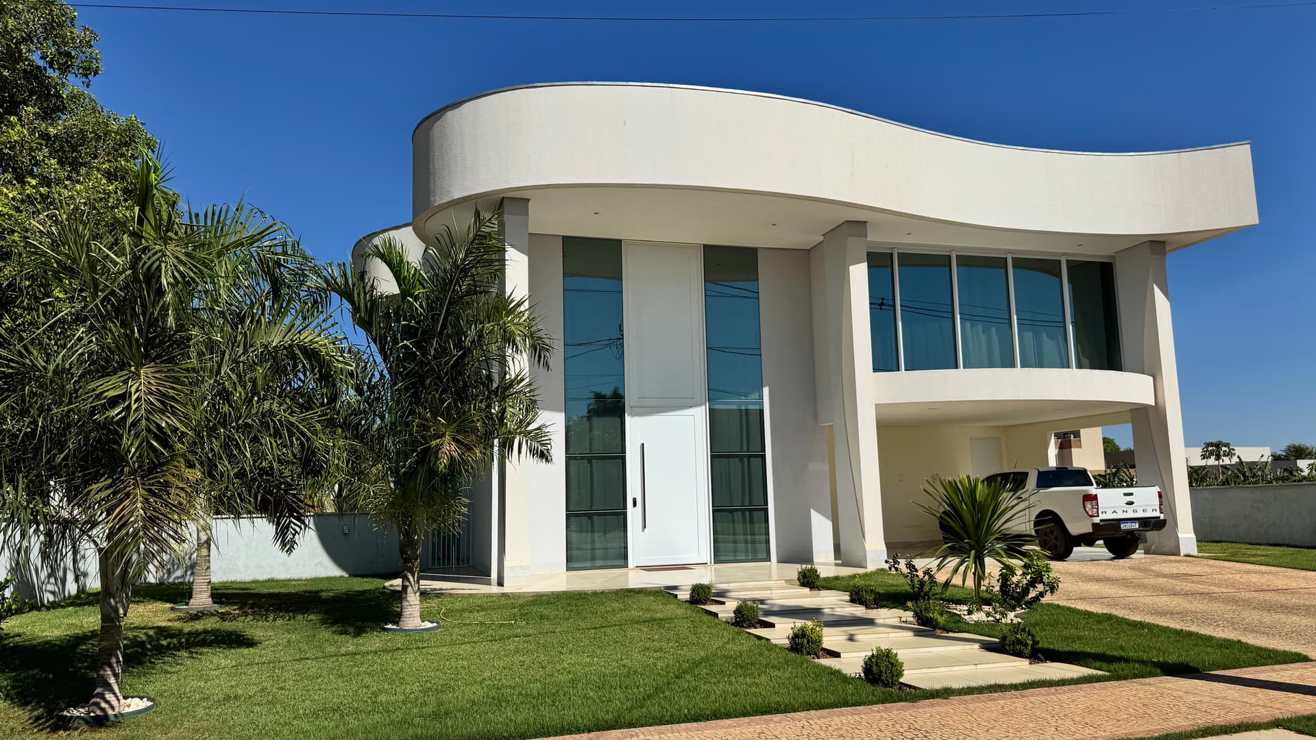 Casa de alto padrão à venda no Residencial Polinésia com 550 m² em Palmas/TO