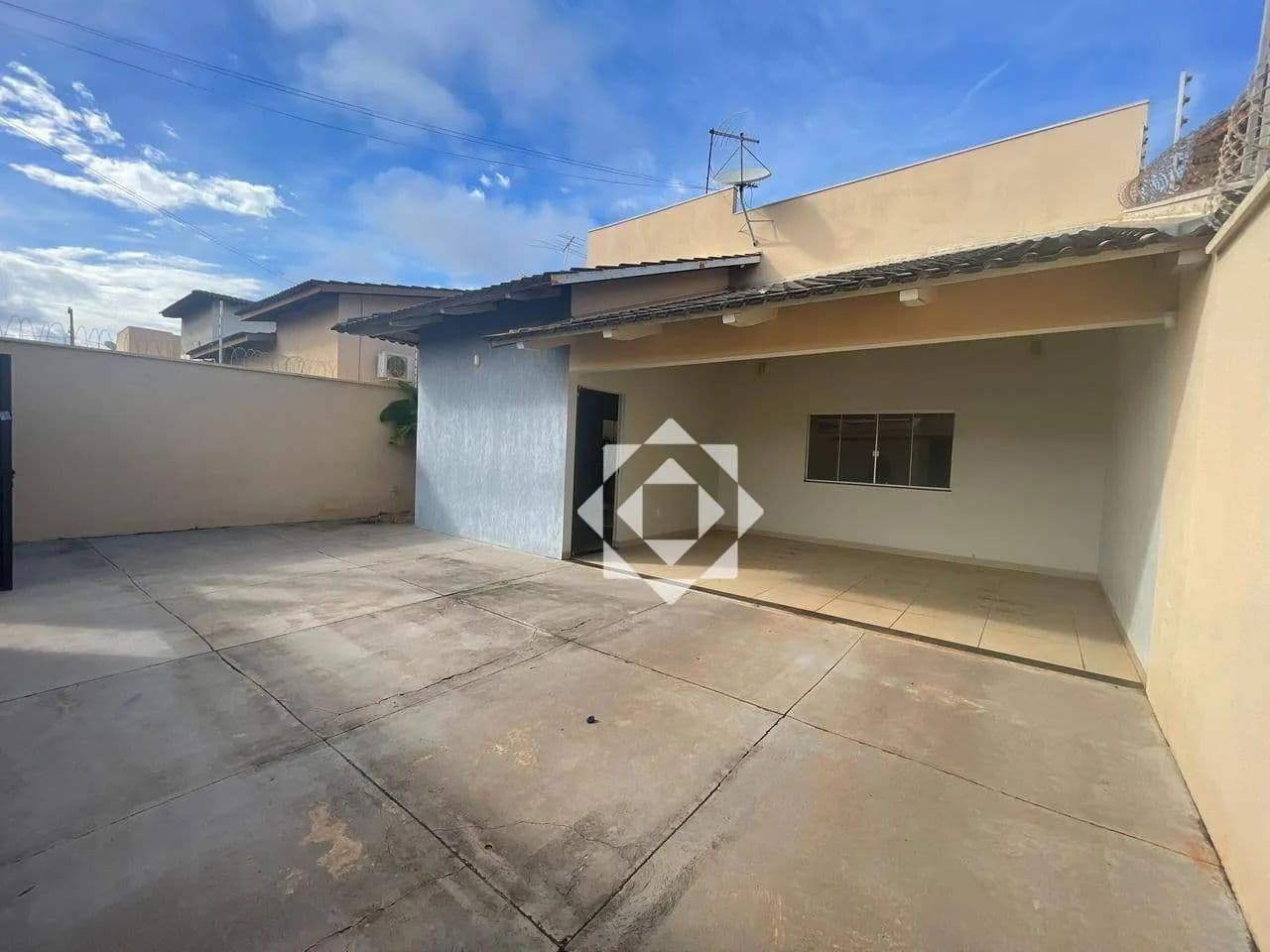 Casa com 3 quartos e área gourmet na 604 Norte em Palmas