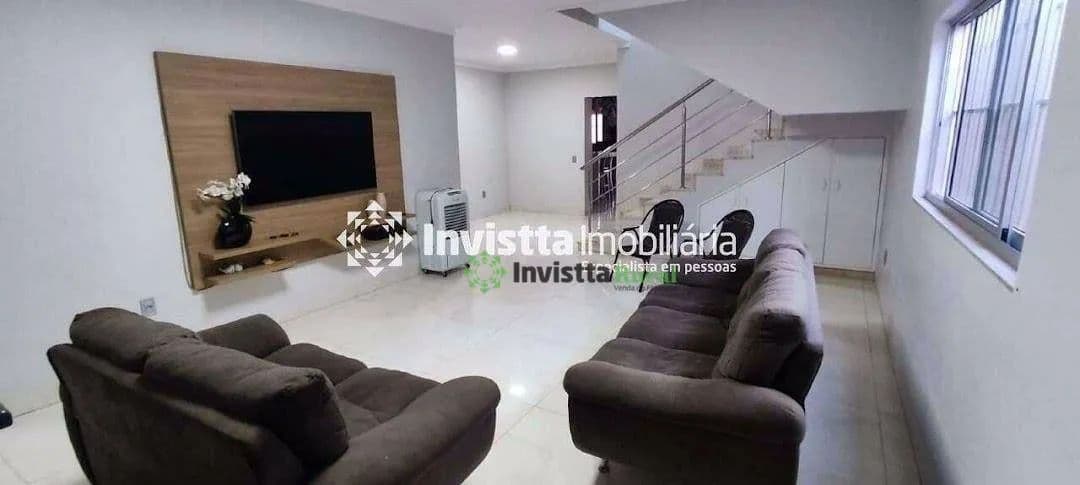 Sobrado 4 suítes com piscina e energia solar na 1007 Sul em Palmas
