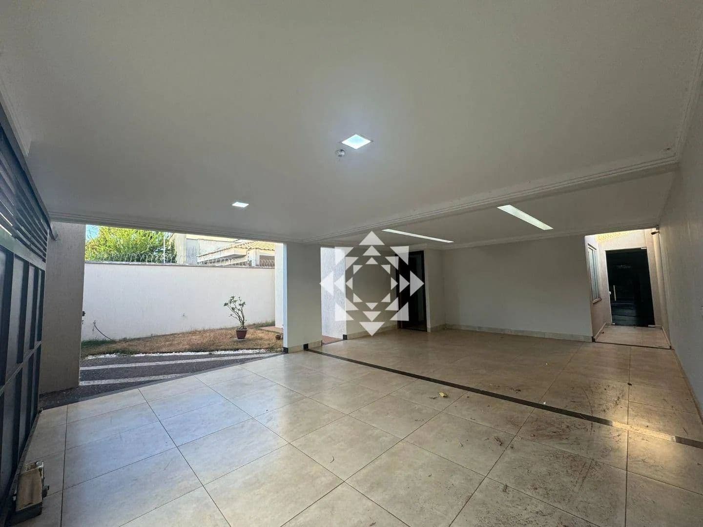 Casa de Alto Padrão com Energia Solar e Lazer Completo na ARNE 32 (304 Norte) - Palmas/TO