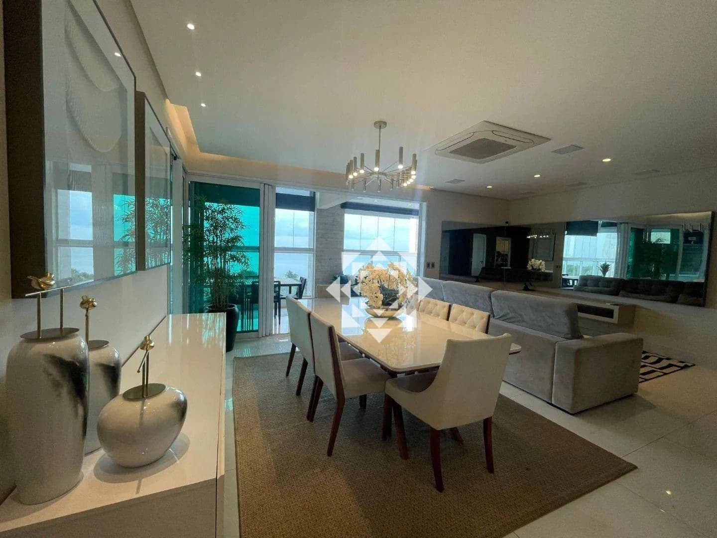 Apartamento duplex mobiliado 3 suítes com vista para a Orla à venda em Palmas