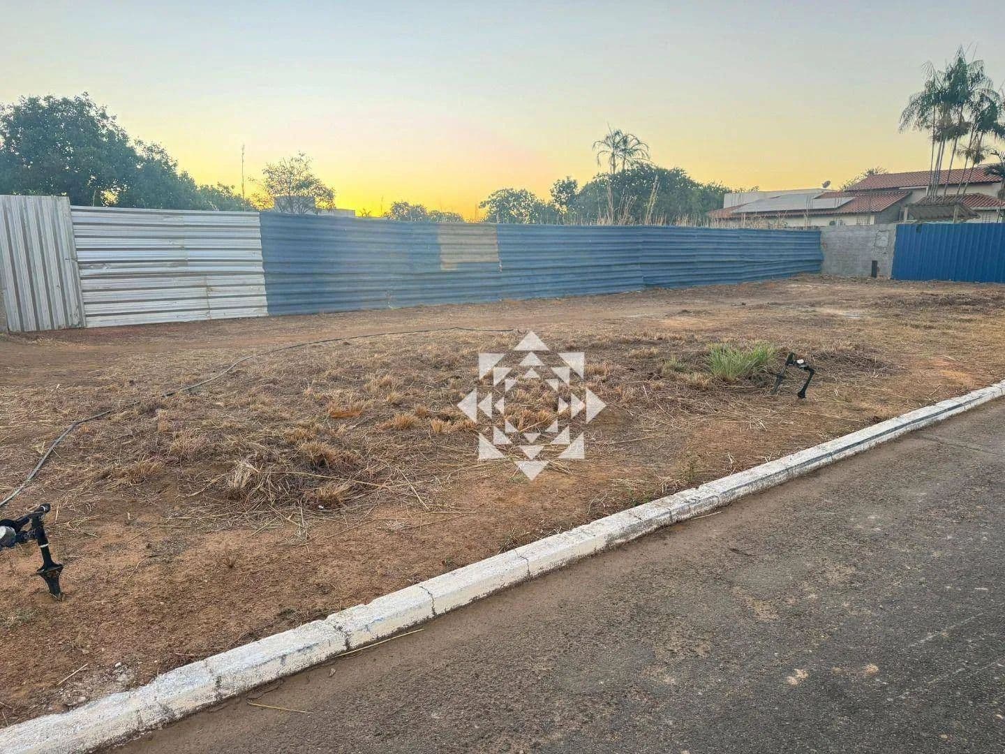 Lote de 1.272 m² no Polinésia Residence Resort na Região Dourada