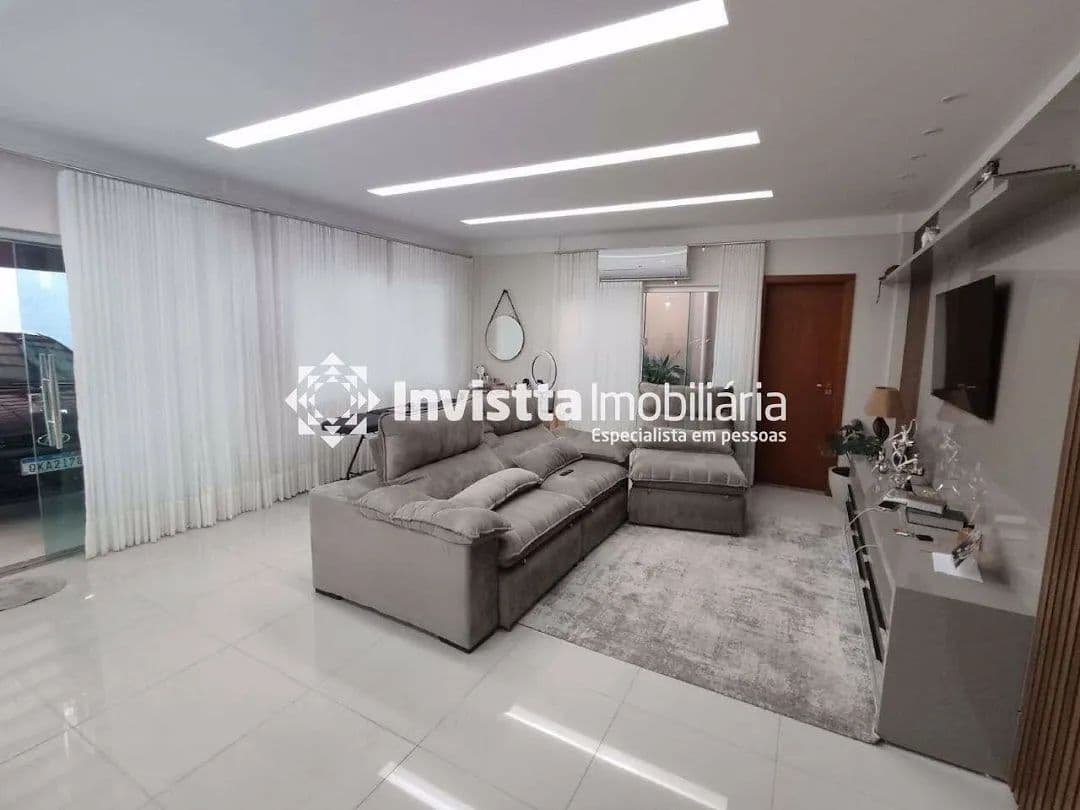 Sobrado com 3 suítes e piscina no Residencial Negreiros VII na 110 Sul em Palmas