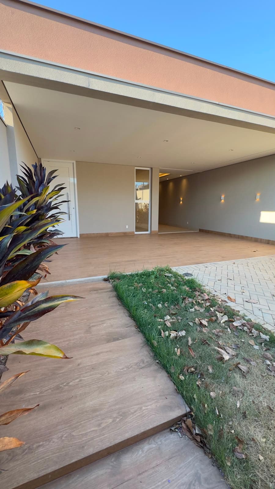 Casa de alto padrão à venda na 309 Sul próxima à Orla da Graciosa – Palmas/TO