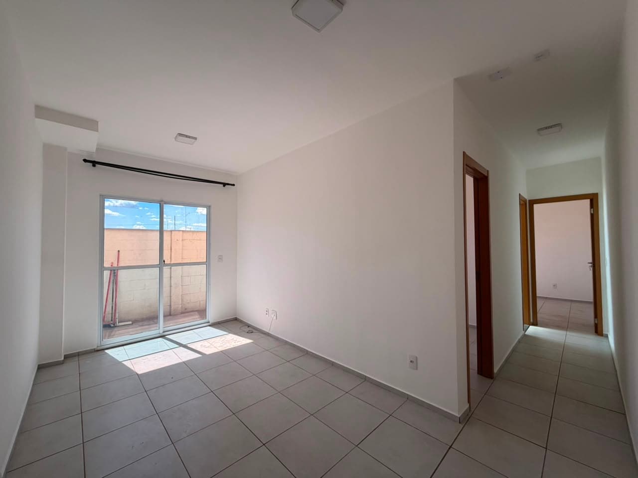 Apartamento Térreo com 2 quartos no Residencial Palmeira Buriti