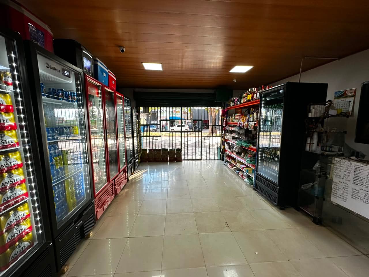 Estrutura Comercial Completa com Energia Solar e Equipamentos de Alto Padrão