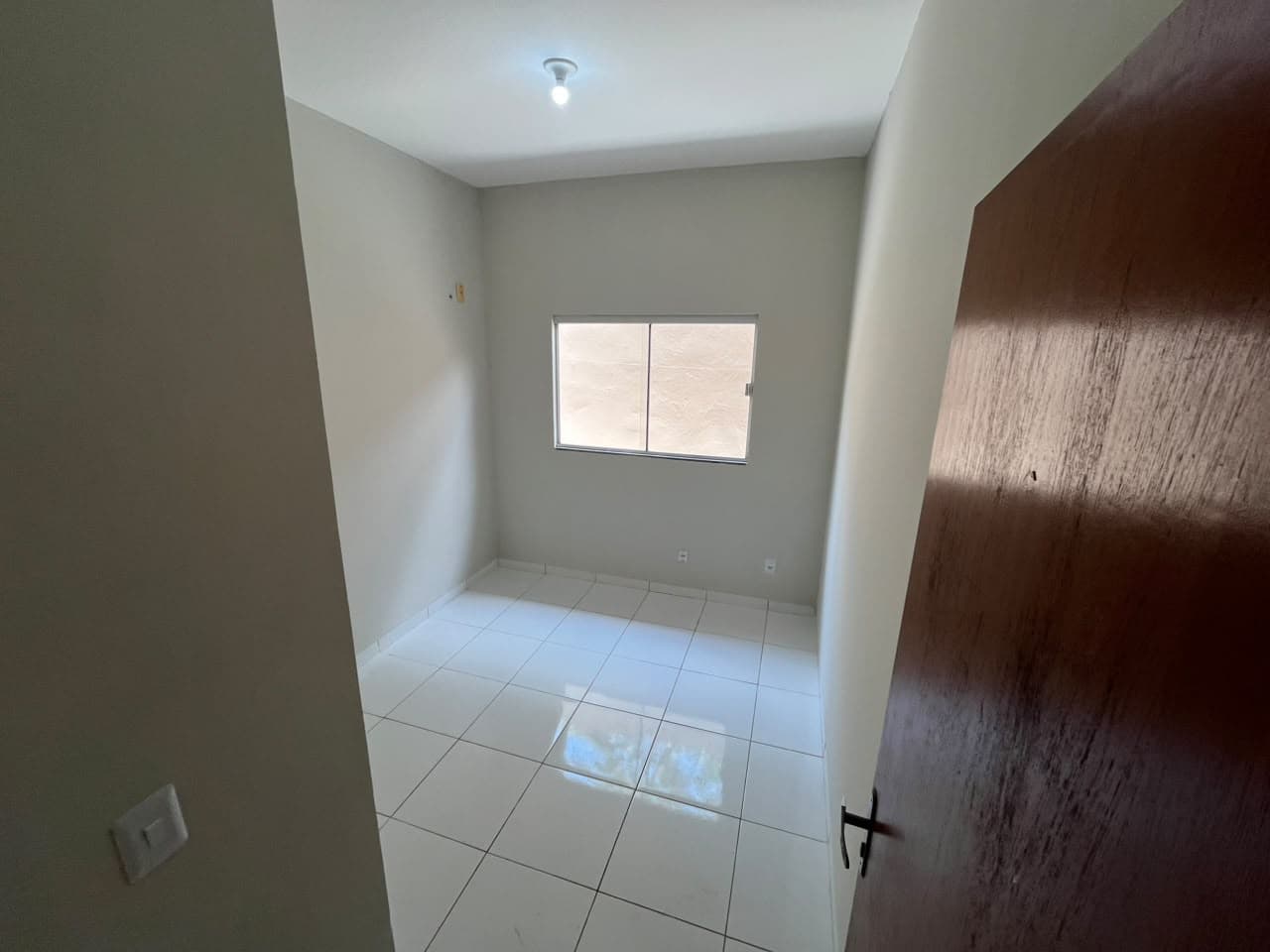 Casa em Condomínio na 605 Sul com 2 Quartos e Banheiro Integrado à Suíte | Palmas – TO