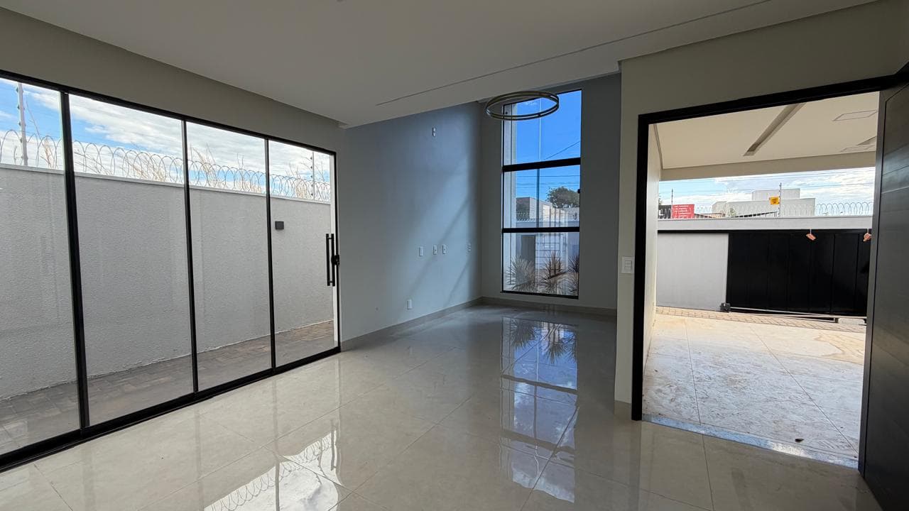 Casa de alto padrão com 3 quartos e piscina na 1503 Sul em Palmas