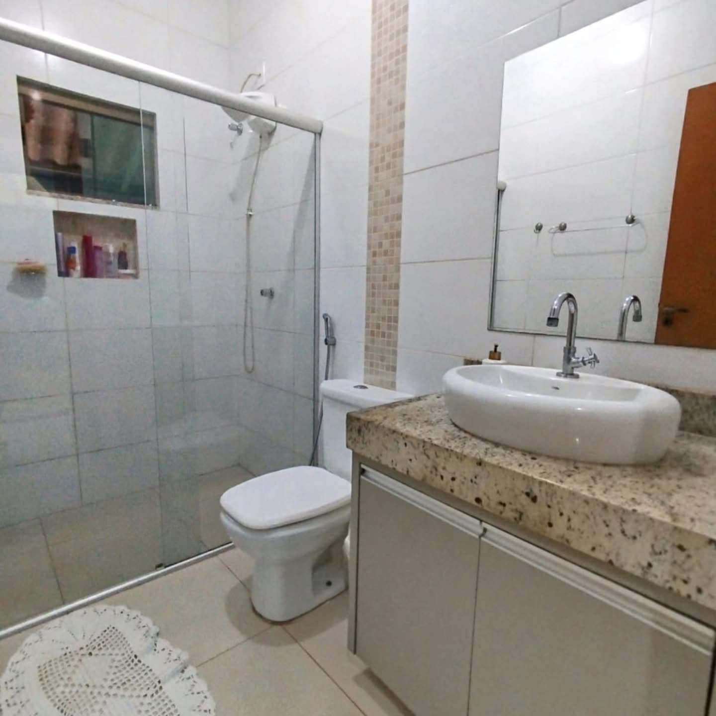 Casa com 3 Quartos, Suíte e Energia Solar à Venda na 806 Sul – Palmas/TO