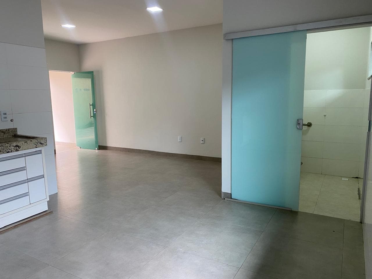 Sobrado 3 quartos com suíte no Condomínio Recanto do Bosque