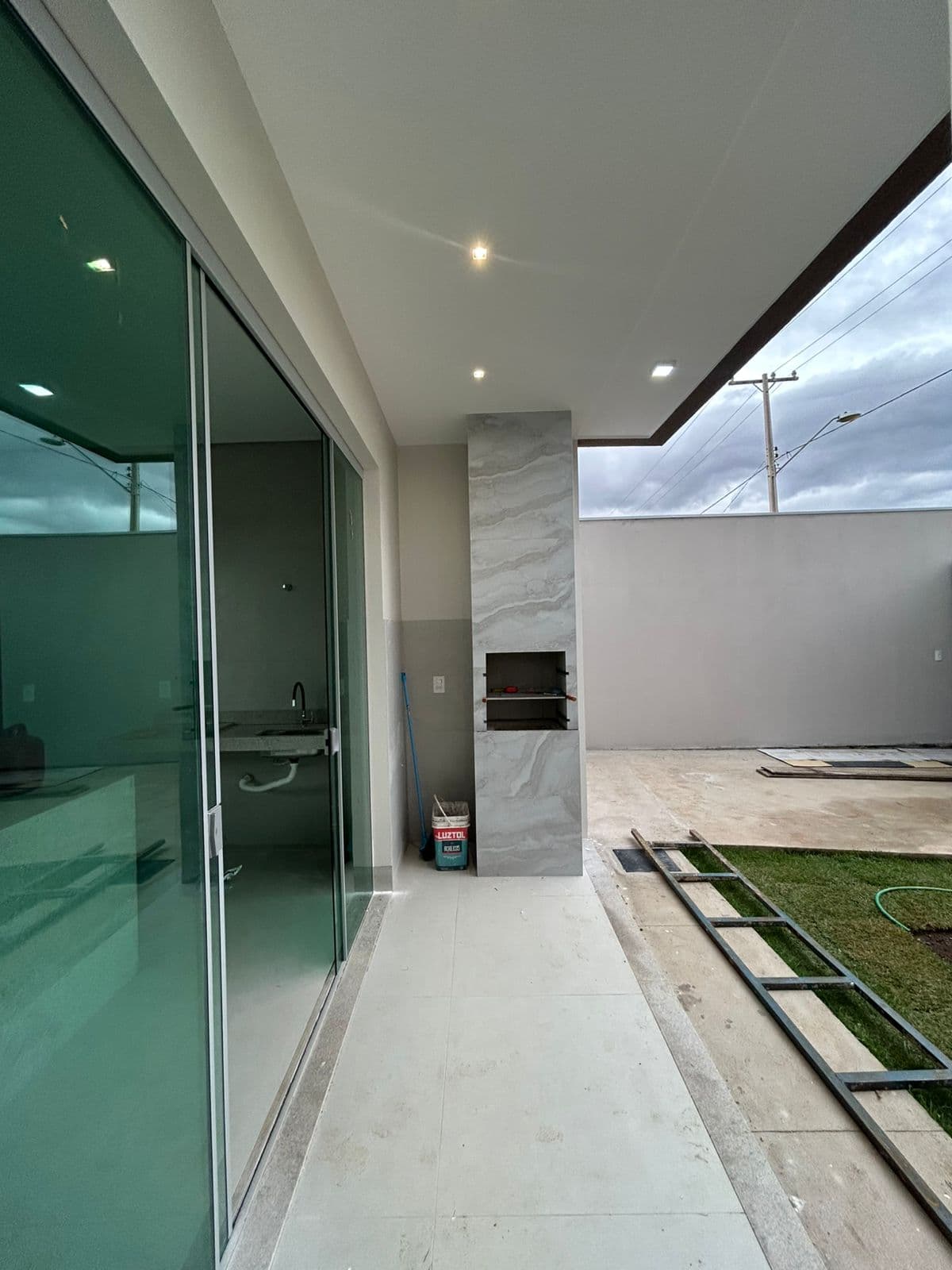 Casa com suíte e localização estratégica na ARSE 151 (1503 Sul) em Palmas