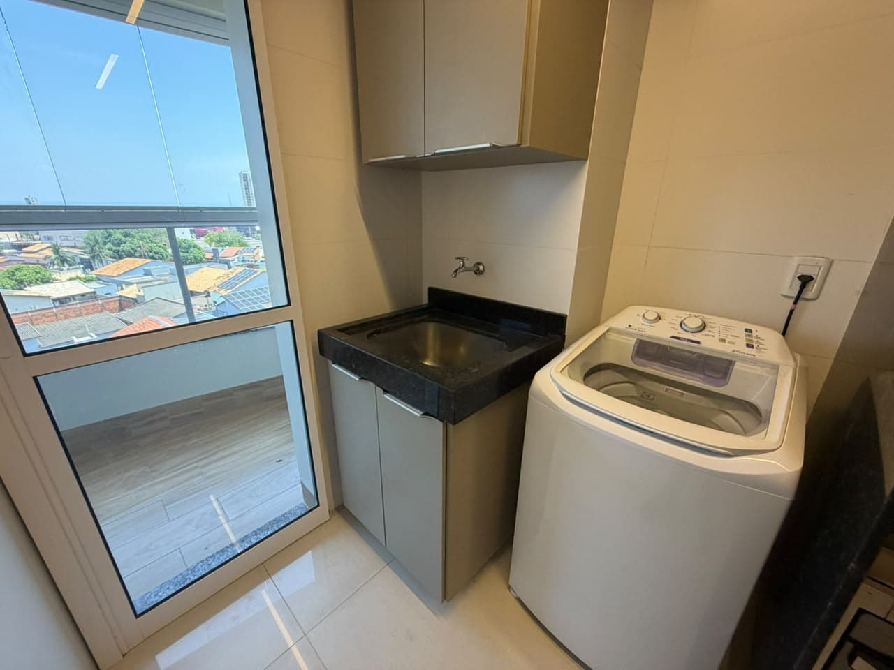 Apartamento 2 quartos com suíte para locação no Serra do Carmo I – 305 Sul