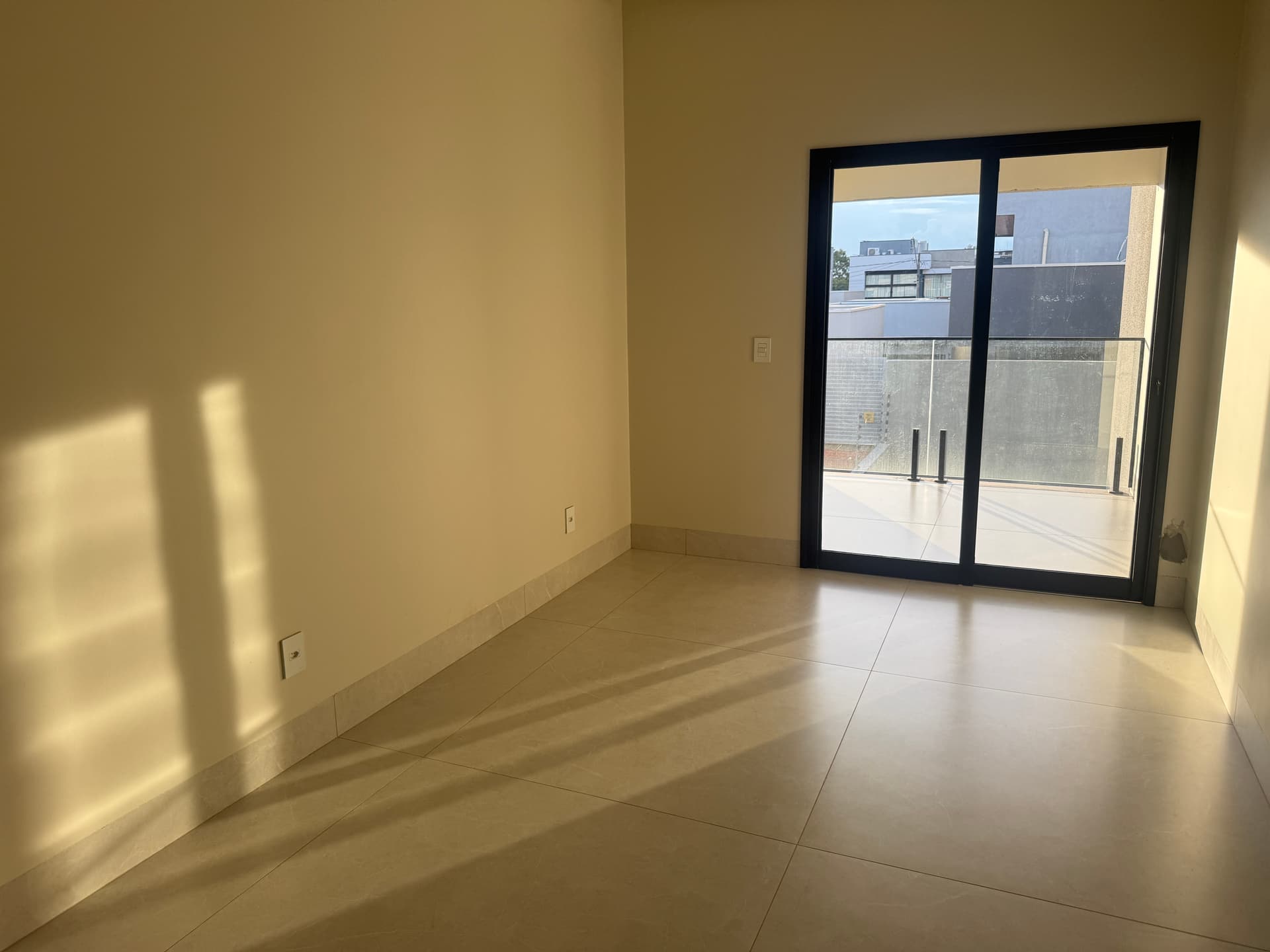 Sobrado 3 suítes e área gourmet na 505 Sul em Palmas – alto padrão