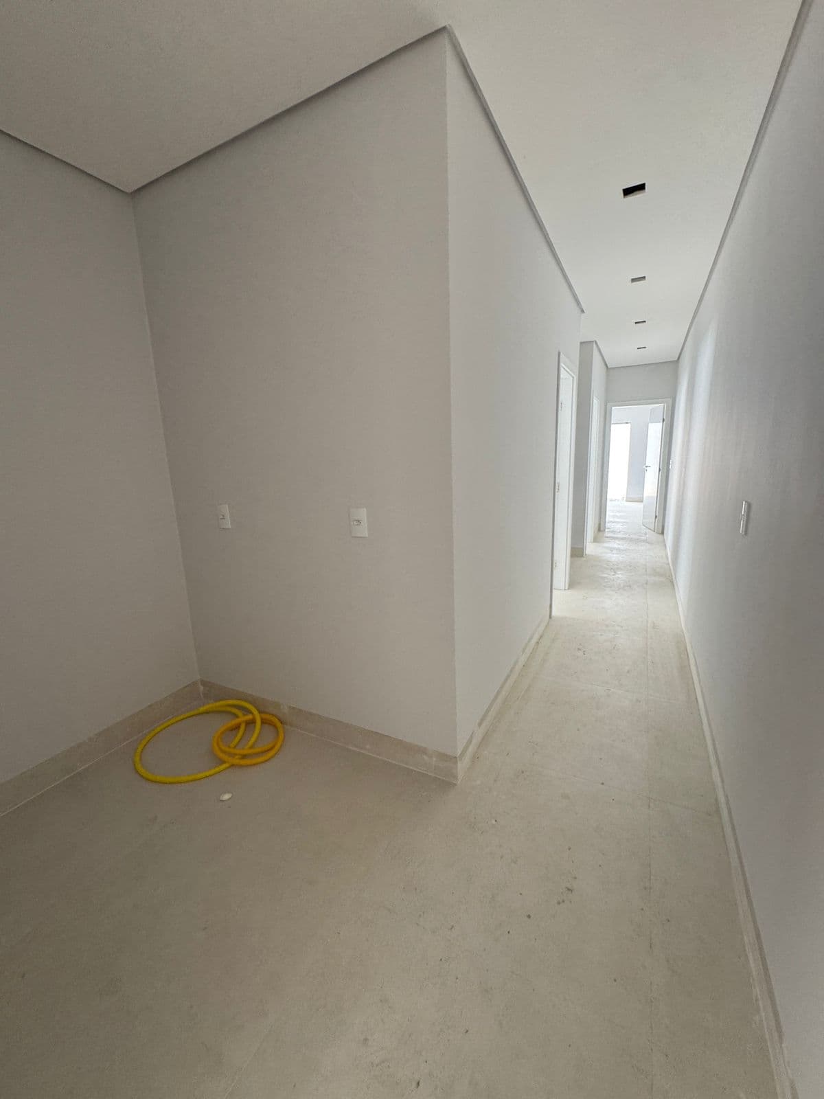 Casa alto padrão com 3 suítes e piscina na 505 Sul em Palmas– entrega em 30 dias