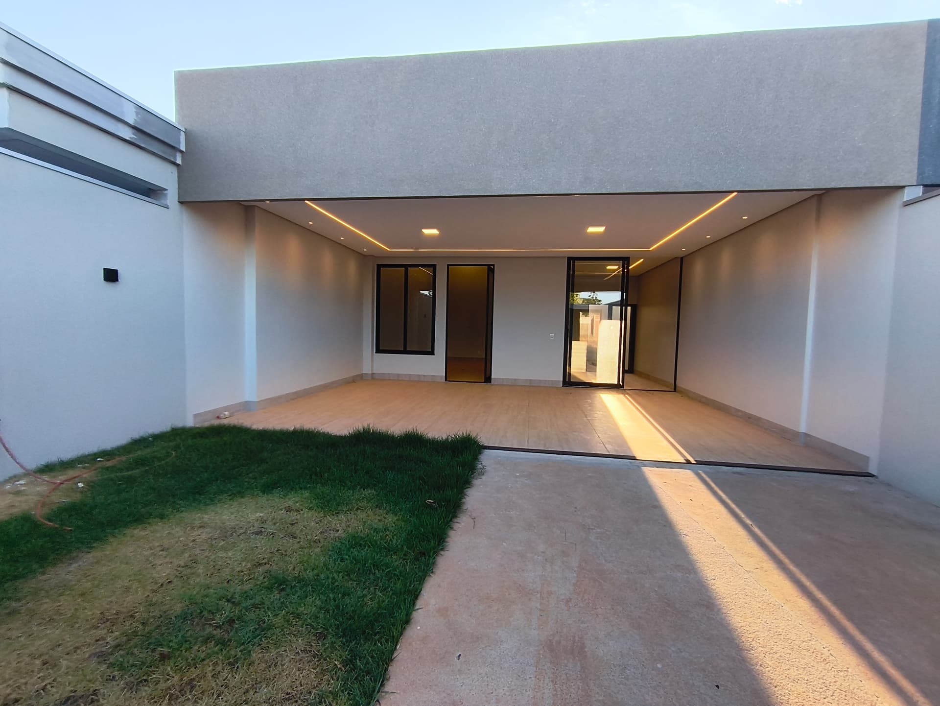 Casa Nova com 3 Quartos, Suíte e Área Gourmet à Venda na 1603 Sul – Palmas/TO