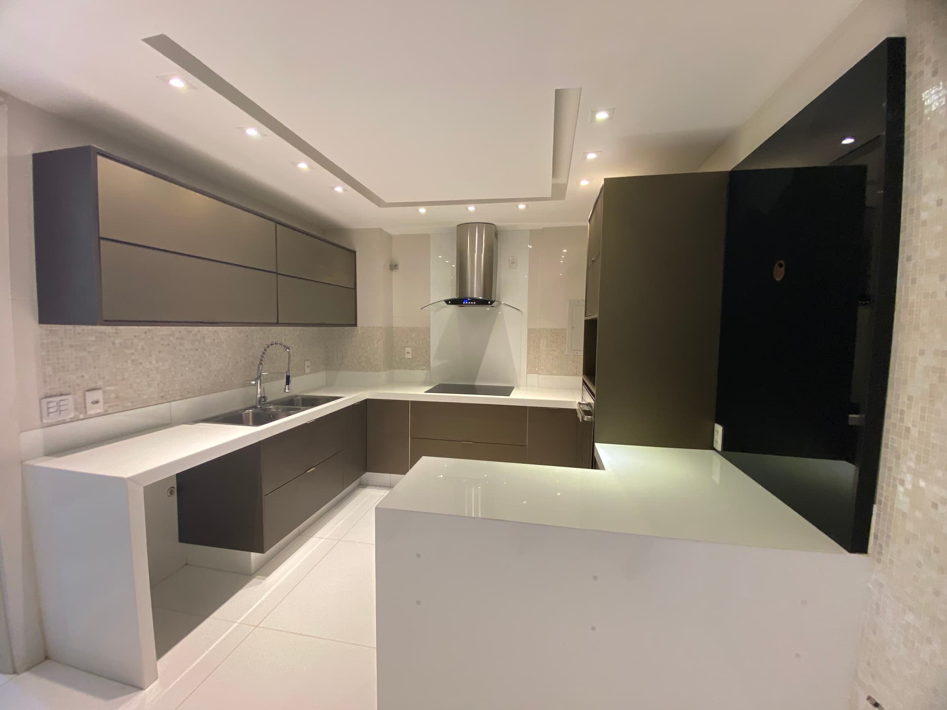Apartamento de alto padrão com 4 quartos no Residencial Montese na 204 Sul em Palmas – TO