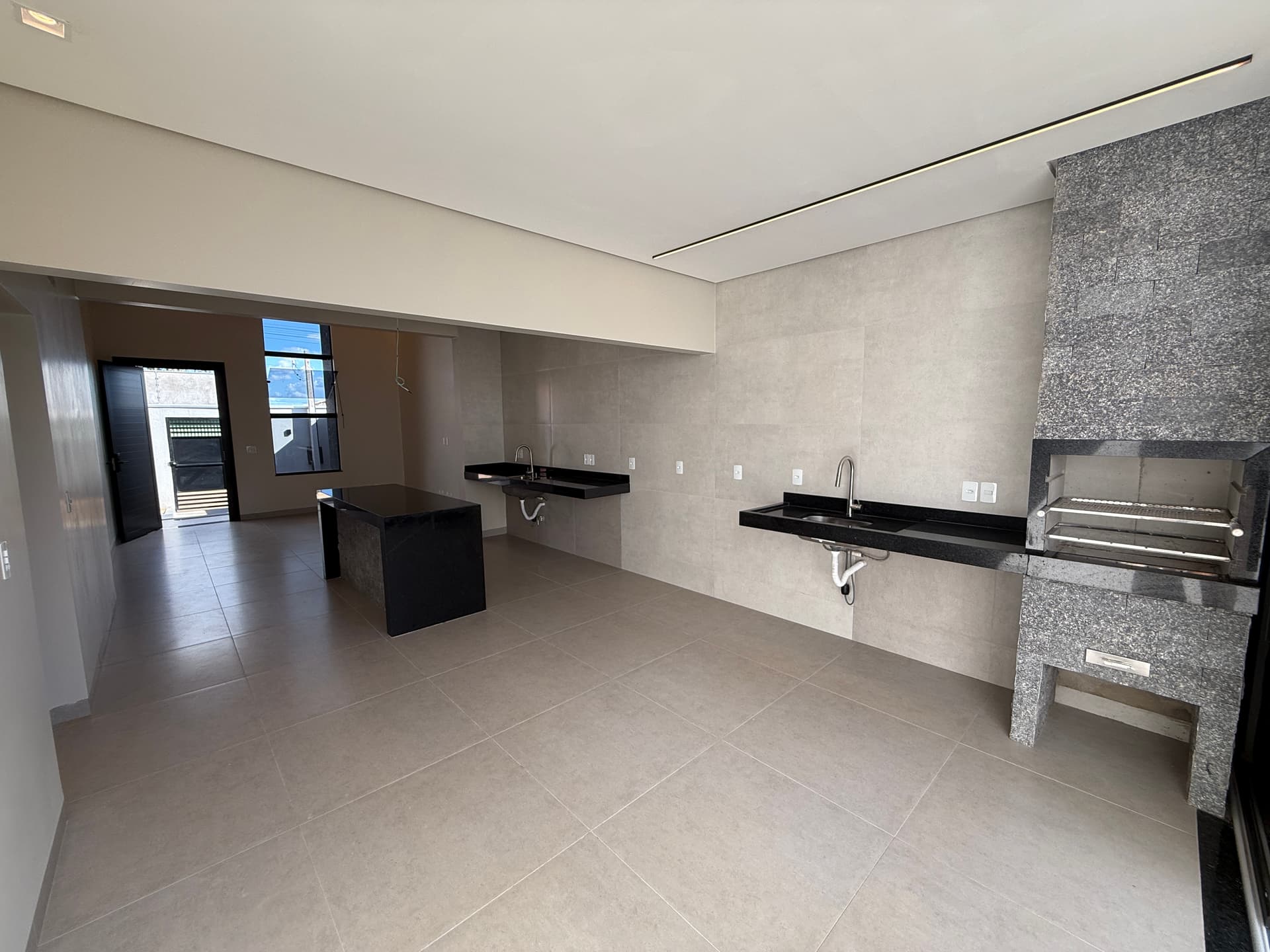 Casa 3 quartos com suíte, piscina e área gourmet na 1503 Sul em Palmas