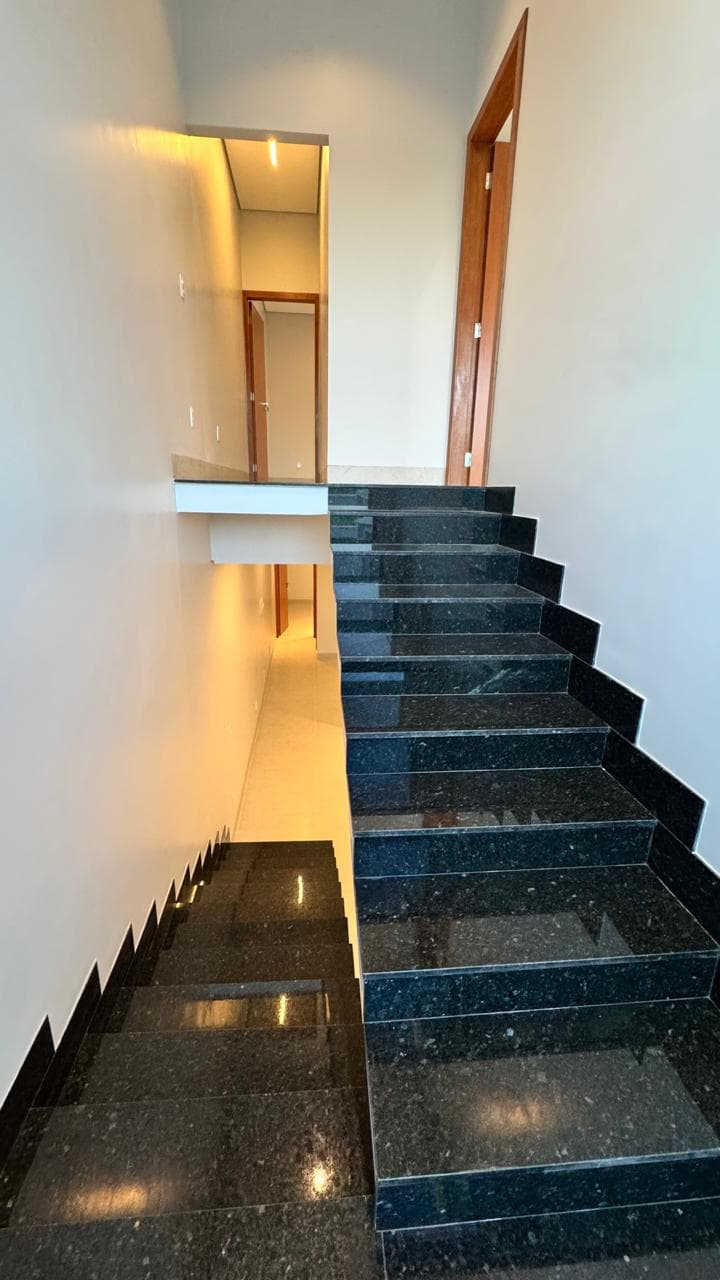 Casa 3 suítes com área gourmet e sacada na 409 Sul em Palmas