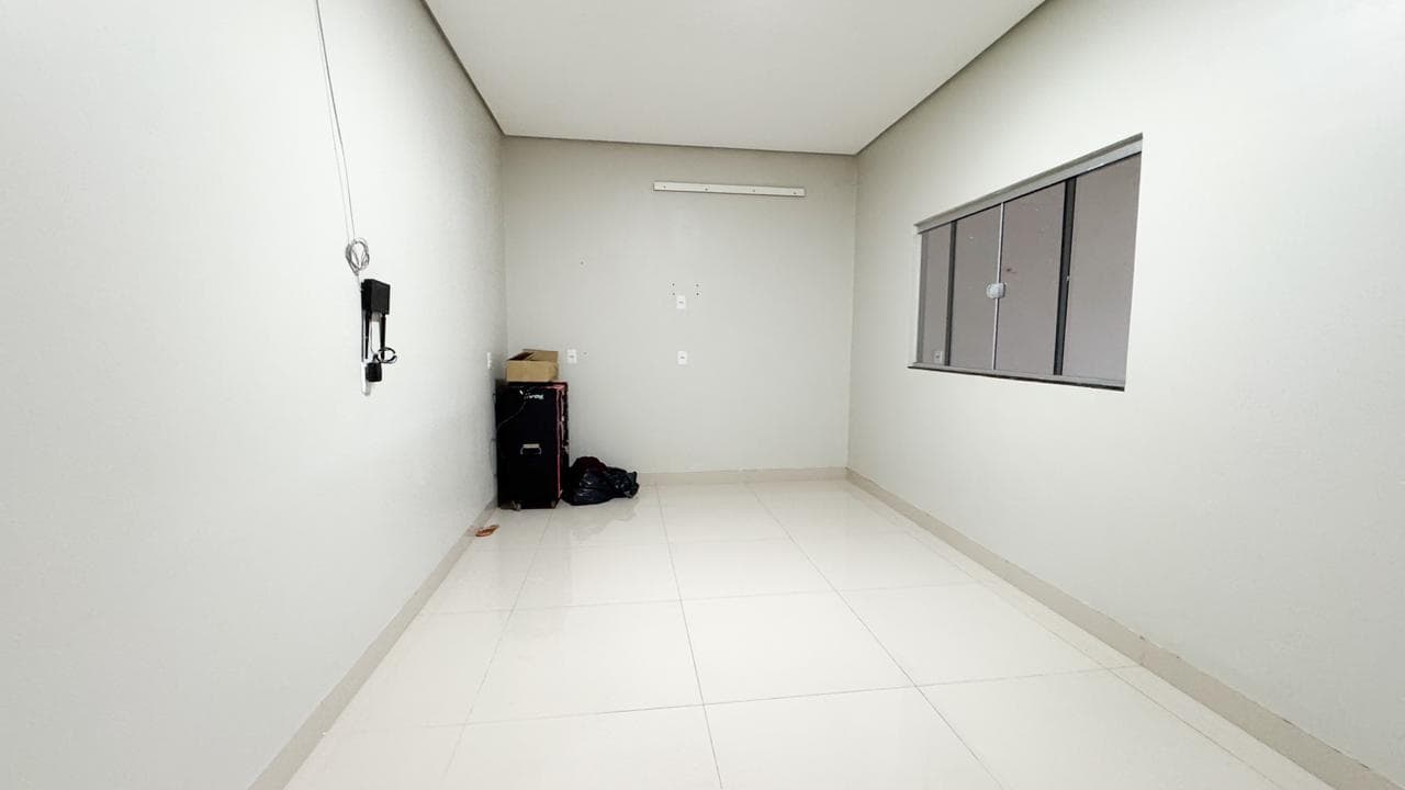 Casa com 3 Quartos e Garagem para 3 Carros à Venda na 1305 Sul – Palmas/TO