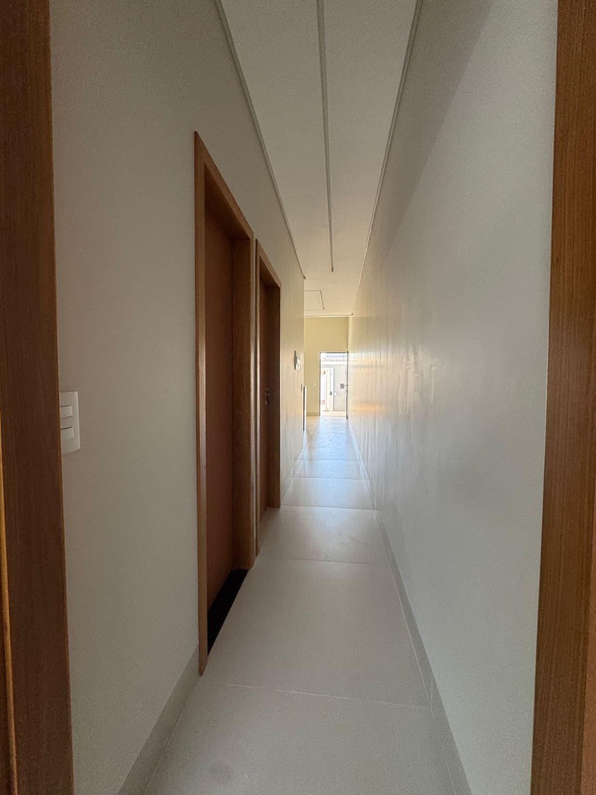 Casa com 2 quartos e pé-direito alto à venda na 604 Norte em Palmas – TO