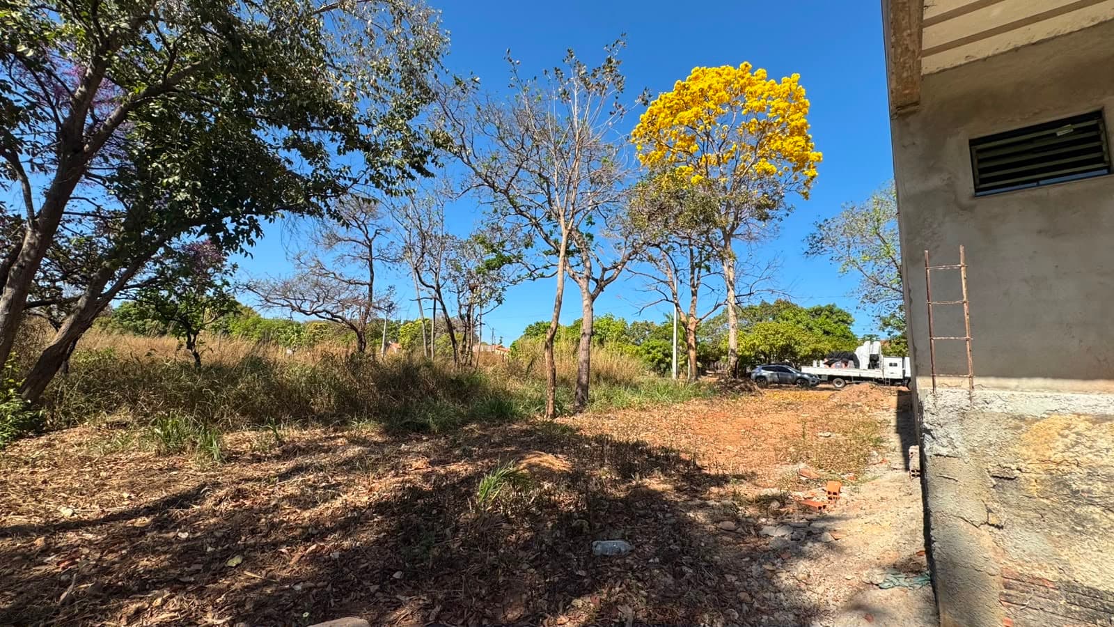 Lote Comercial de Esquina à Venda na ARNE 73 – Palmas/TO