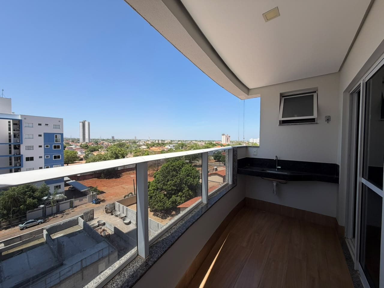 APARTAMENTO DE 2 QUARTOS MOBILIADO – RESIDENCIAL SERRA DO CARMO