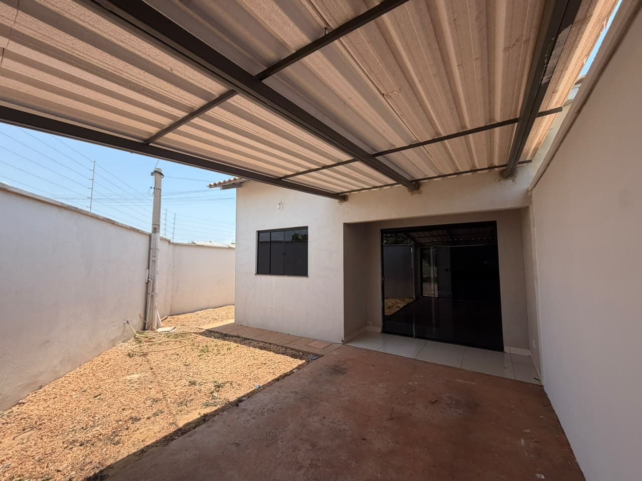 Casa na região sul de Palmas para locação setor Lago sul com 2/4