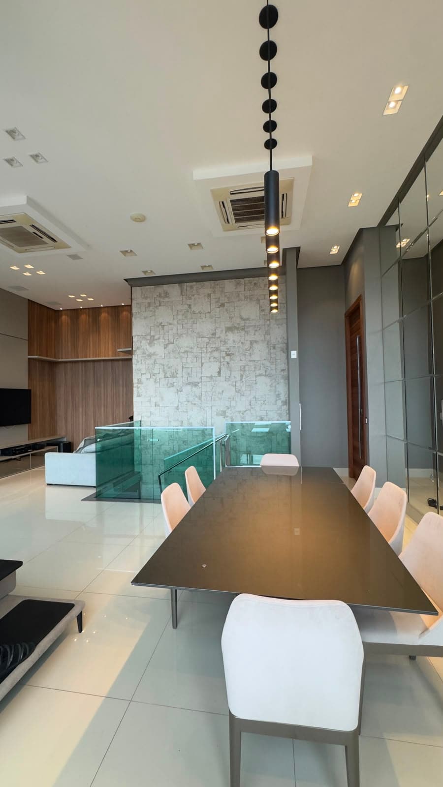 Cobertura Duplex de Alto Padrão no JK Park Residence – Centro de Palmas/TO | 4 Suítes e Porteira Fechada