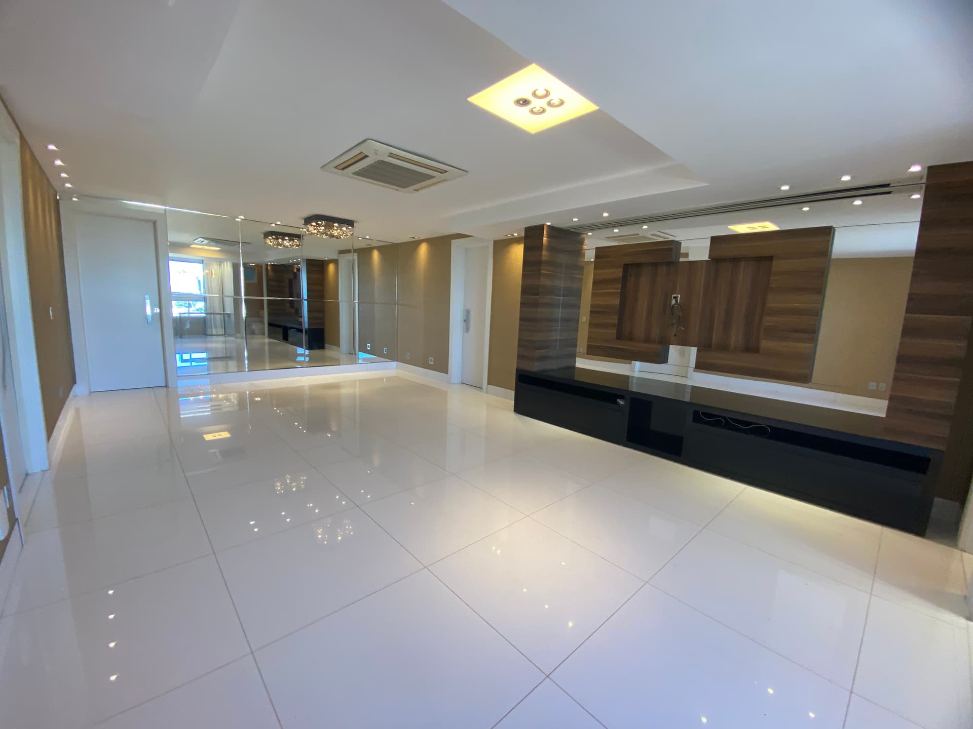 Apartamento de alto padrão com 4 quartos no Residencial Montese na 204 Sul em Palmas – TO