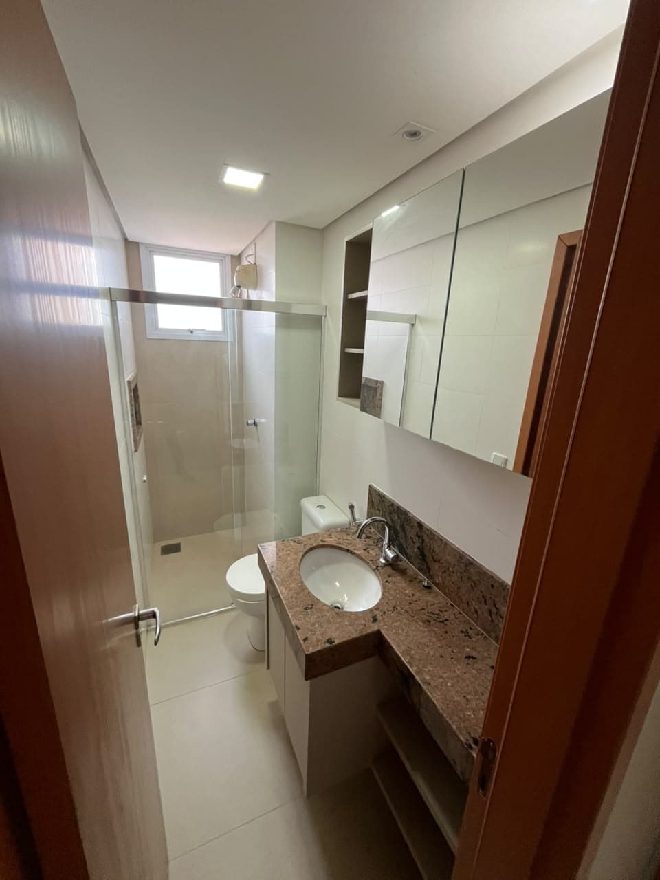 Apartamento Semimobiliado com 2 Quartos no Residencial Serra do Carmo – 305 Sul, Palmas-TO