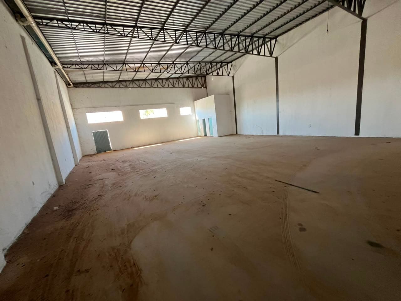 Galpão para locação na 903 Sul com 600 m² e acesso para caminhões – Palmas/TO