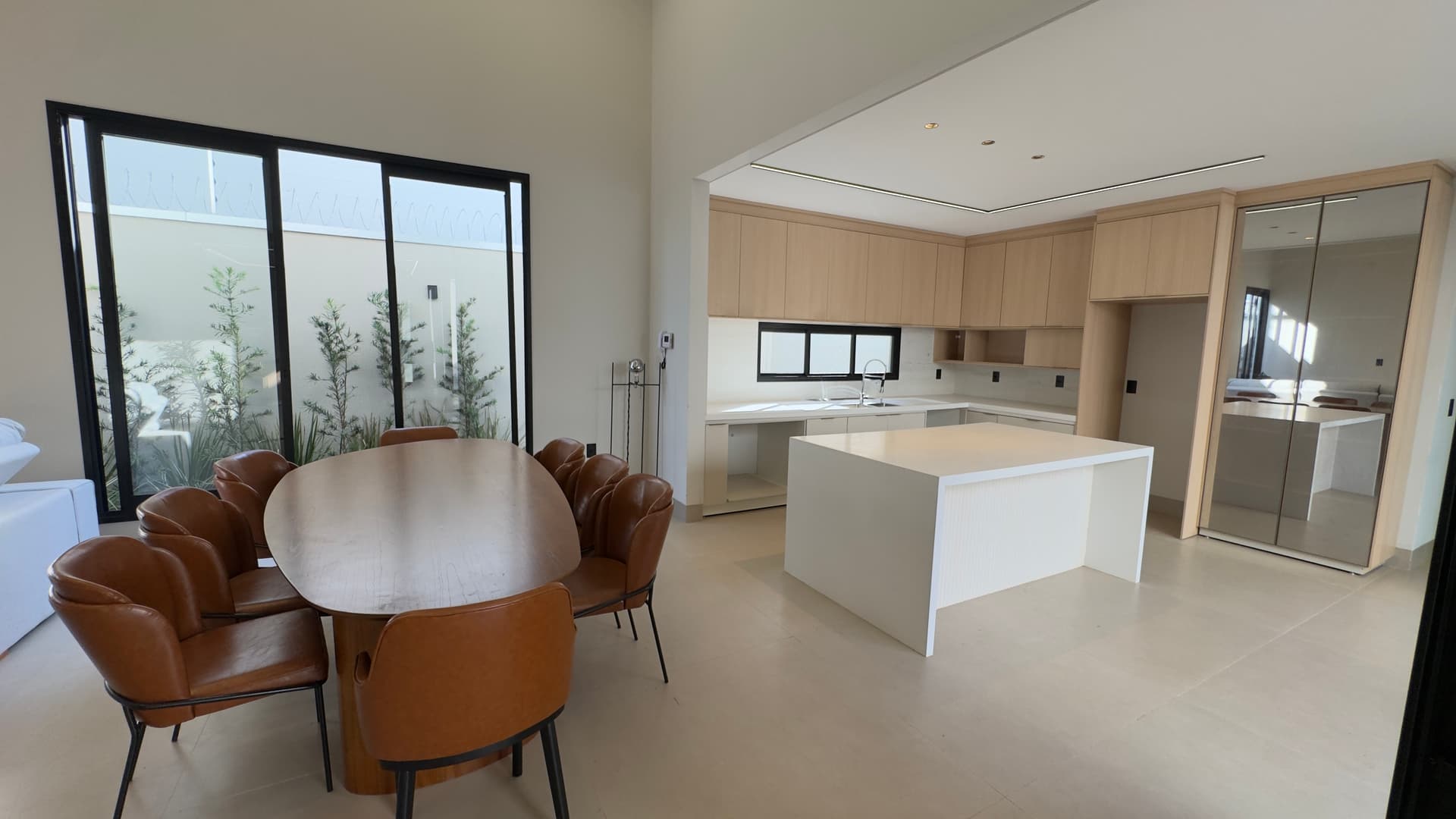 Casa alto padrão com 4 quartos, piscina e área gourmet na 505 Sul em Palmas