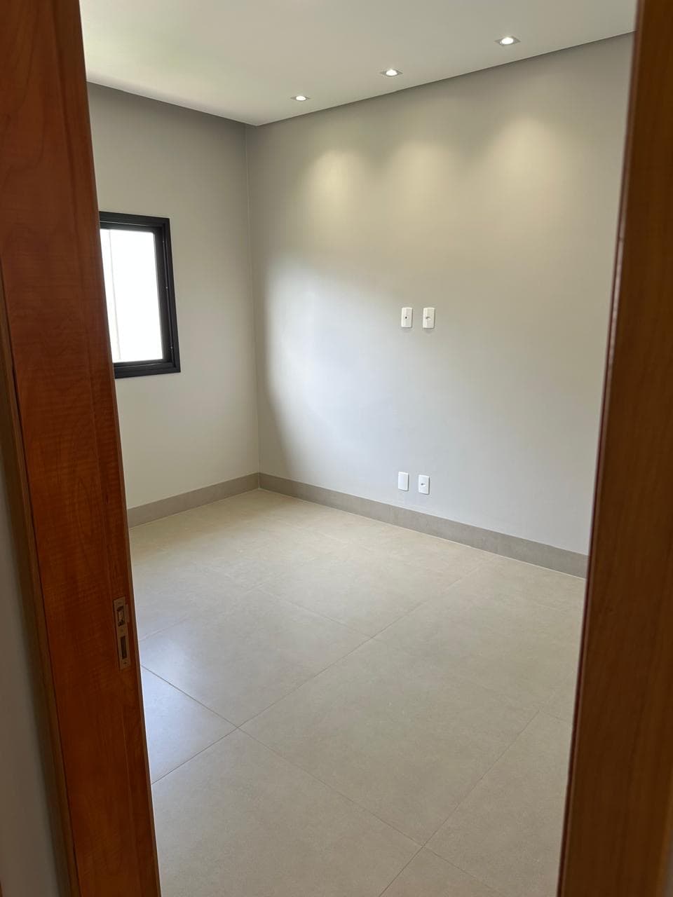 Casa nova com 3 quartos, piscina e espaço gourmet na 1601 Sul em Palmas