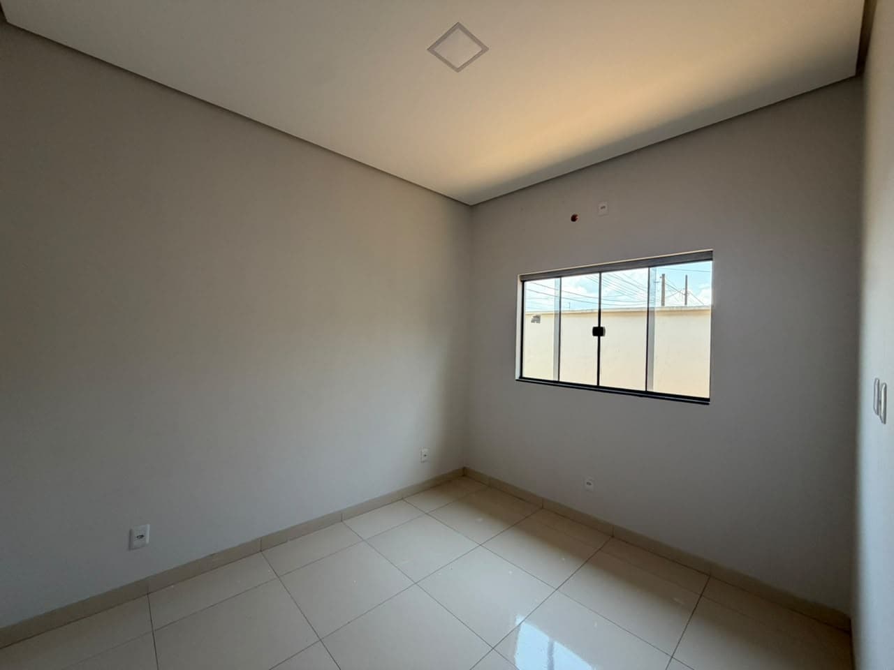 Casa na região sul de Palmas para locação setor Lago sul com 2/4