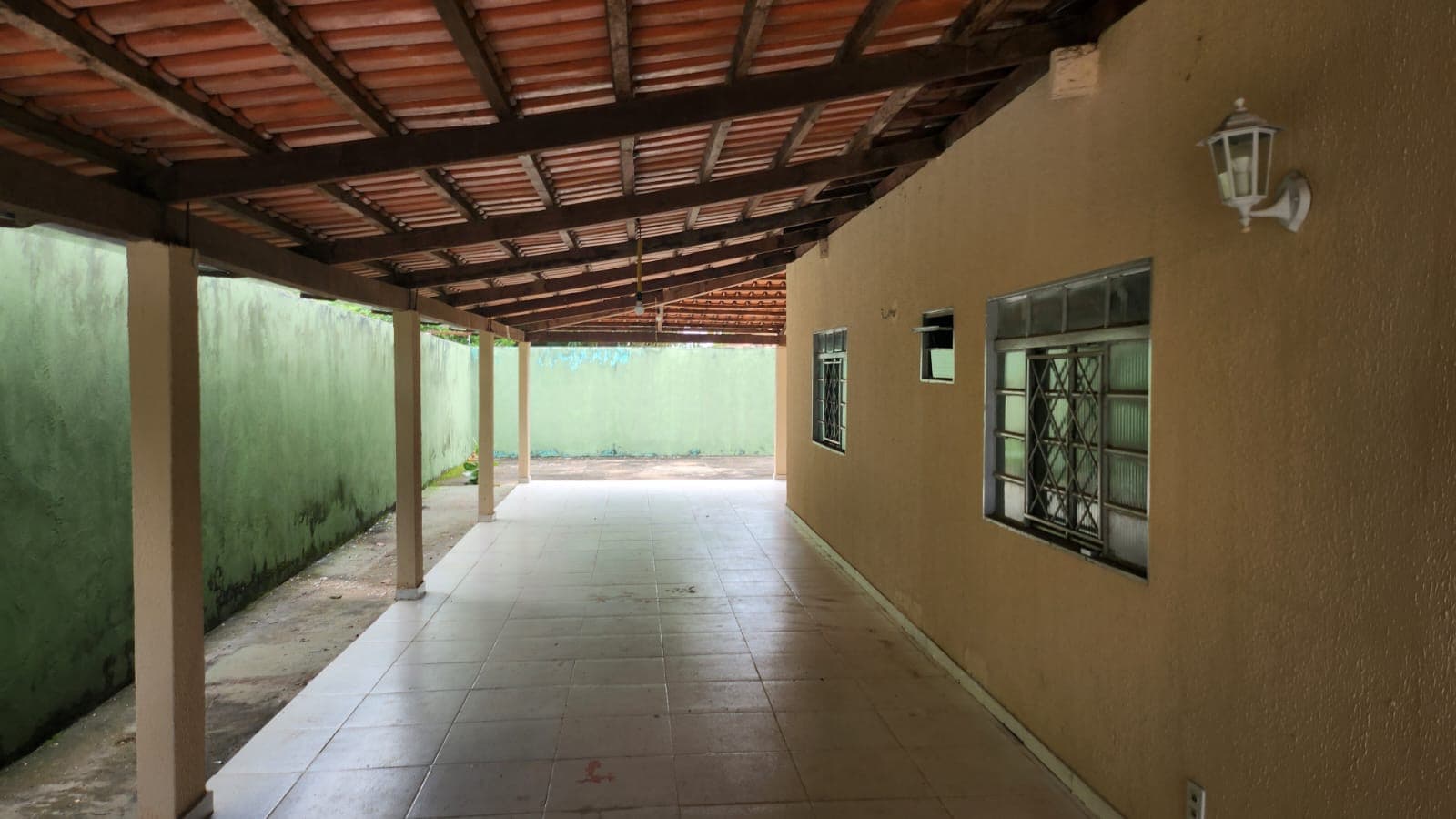 Oportunidade casa ampla aureny 2 próximo ao ginásio Ayrton Senna!!