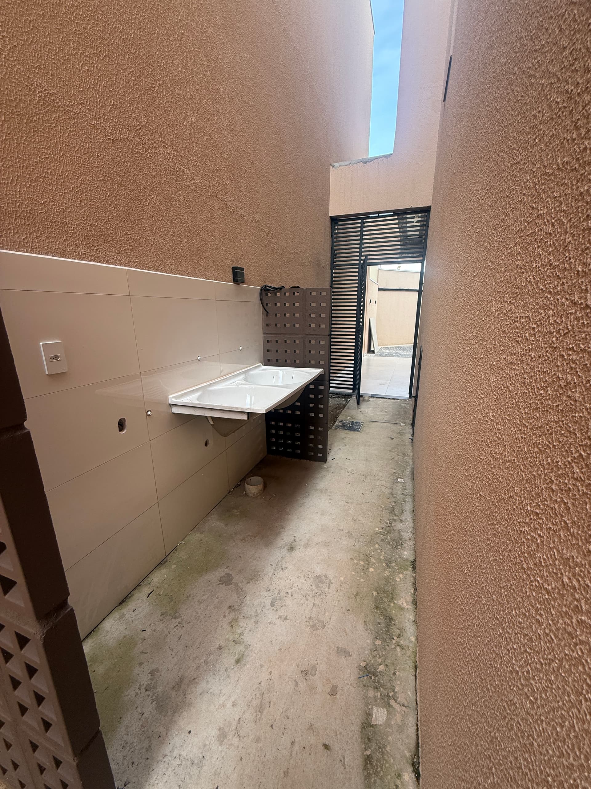 Sobrado 3 suítes e área gourmet na 505 Sul em Palmas – alto padrão