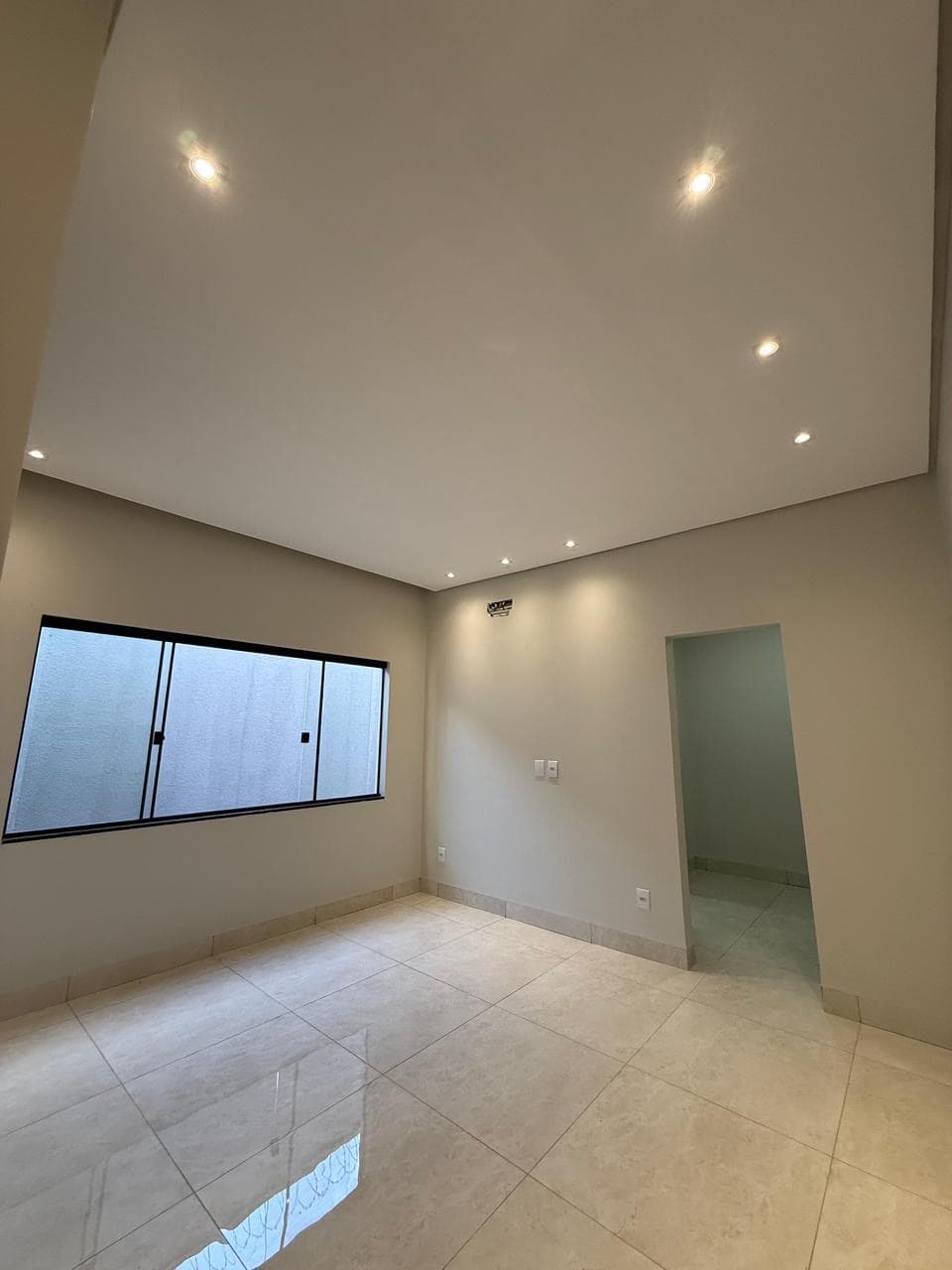 Casa de alto padrão 3 quartos com piscina e energia solar na 1603 Sul