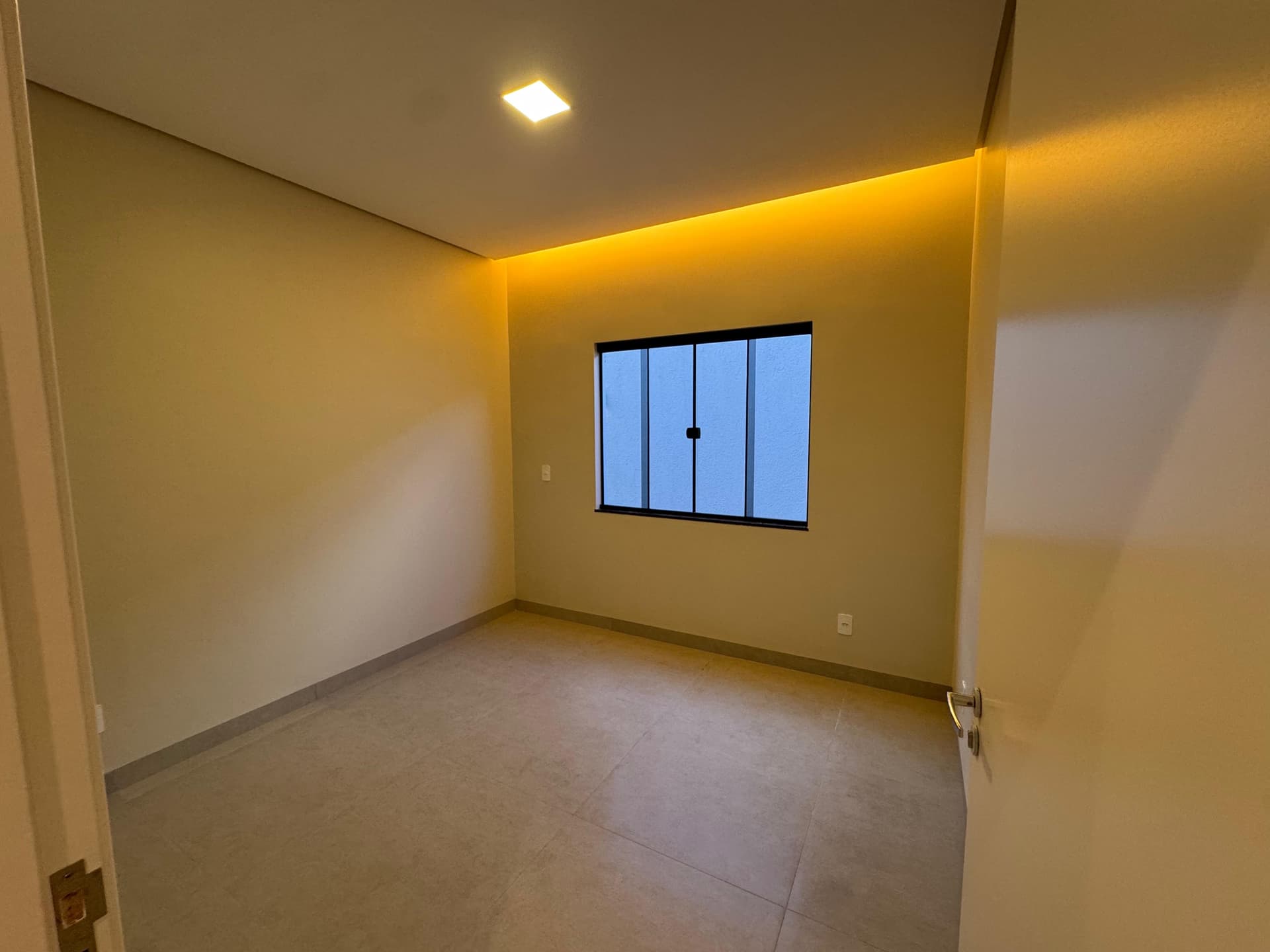 Casa com 3 quartos, suíte master e piscina na 1503 Sul em Palmas