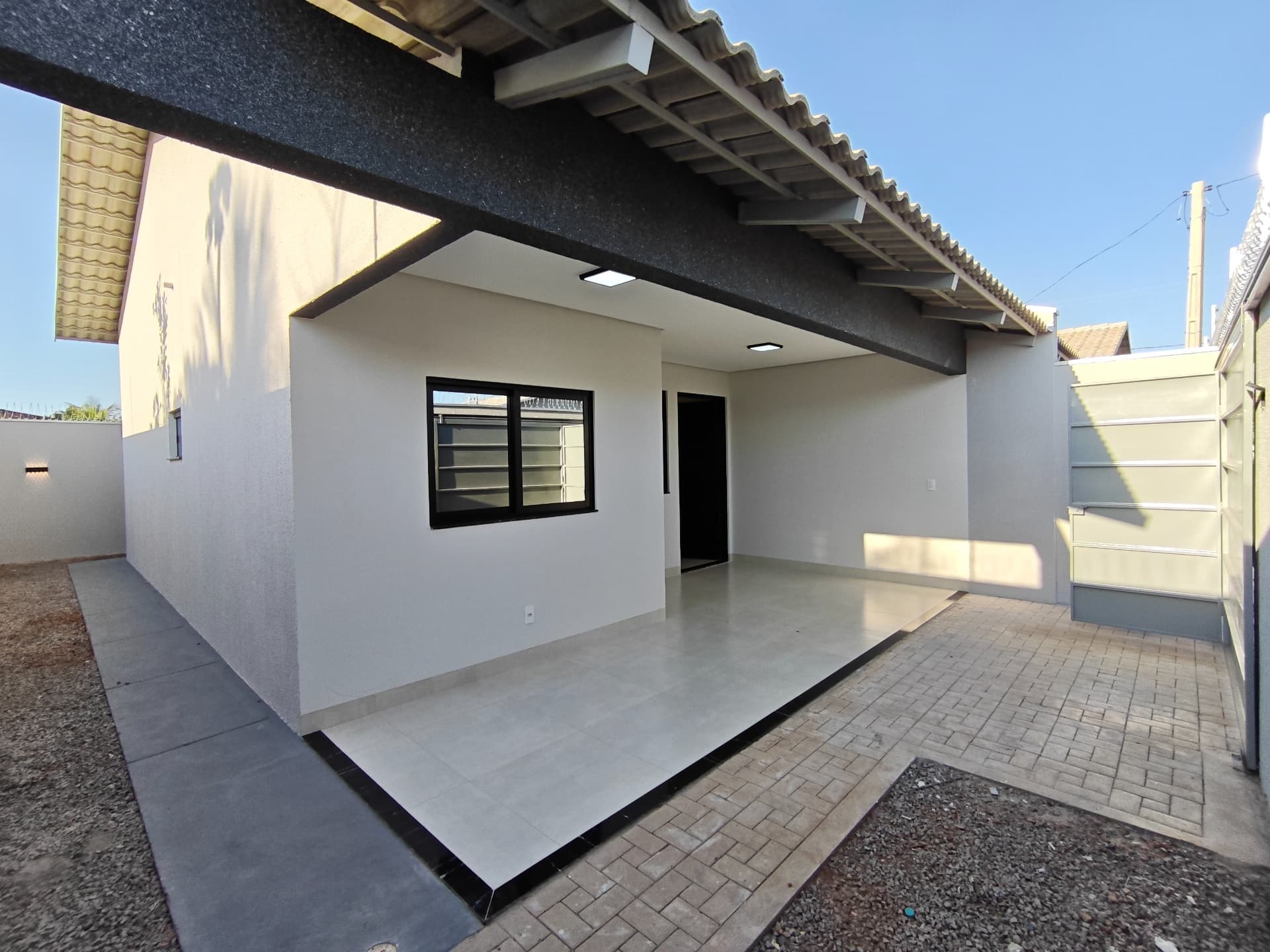 Casa Nova com 2 Quartos e Acabamento de Alto Padrão à Venda em Palmas/TO