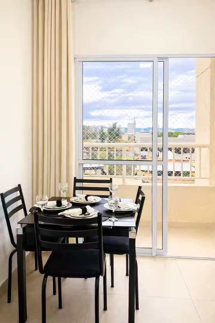 Apartamento de 2 quartos, com uma suíte próximo ao Capim Dourado Shopping