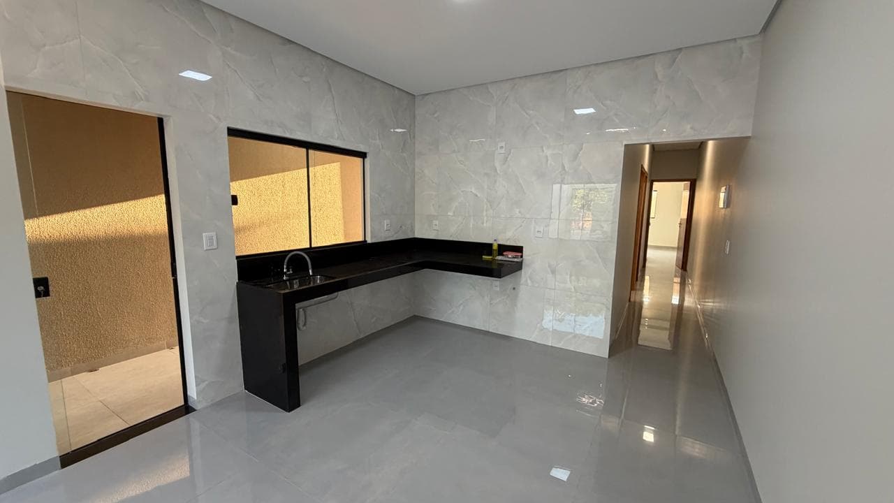 Casa à venda na 1305 Sul com 2 quartos, suíte com closet e área gourmet