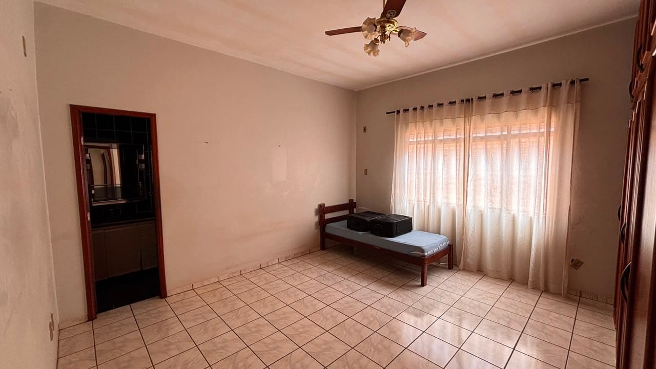 Casa à venda na 108 Sul com 4 quartos e churrasqueira – Palmas/TO