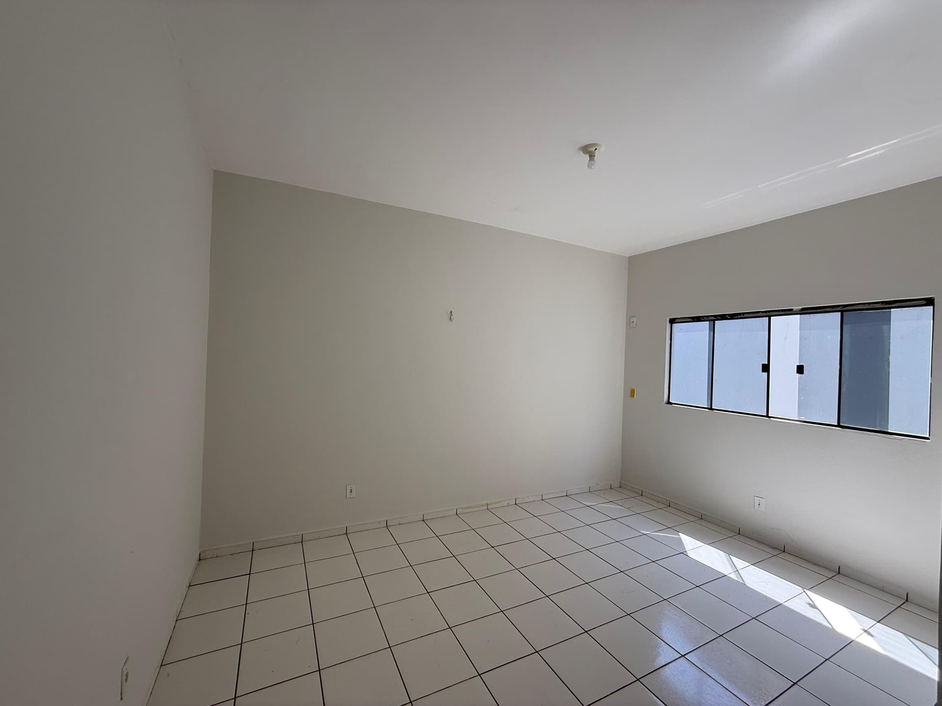 Casa 3 quartos com suíte na 110 Norte em Palmas – pronta para financiar e com amplo espaço