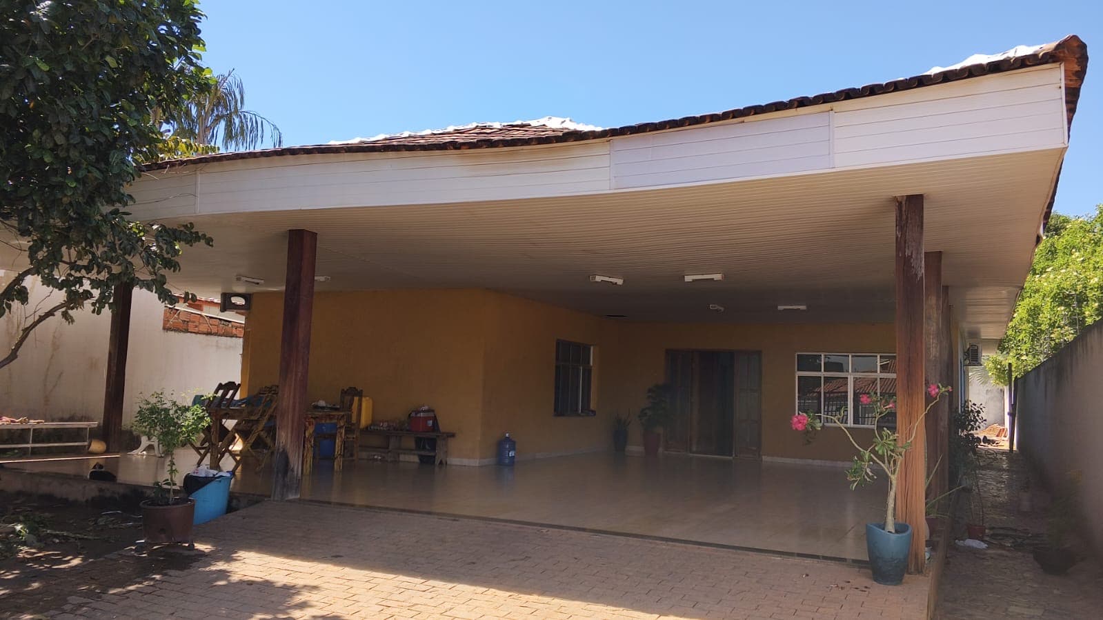 Casa com 4 quartos e amplo terreno à venda na 105 Norte – Palmas/TO