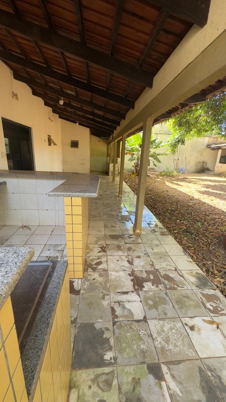 Sobrado com 4 quartos e lote de 450 m² à venda na 208 Norte – Palmas/TO